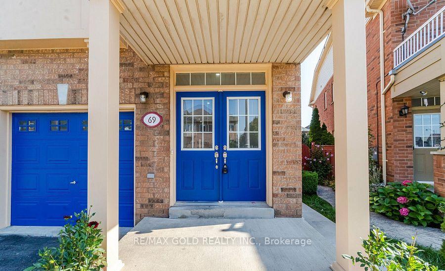 Photo 2 of 69 Portrush Trail, Brampton, Credit Valley — HOMEH