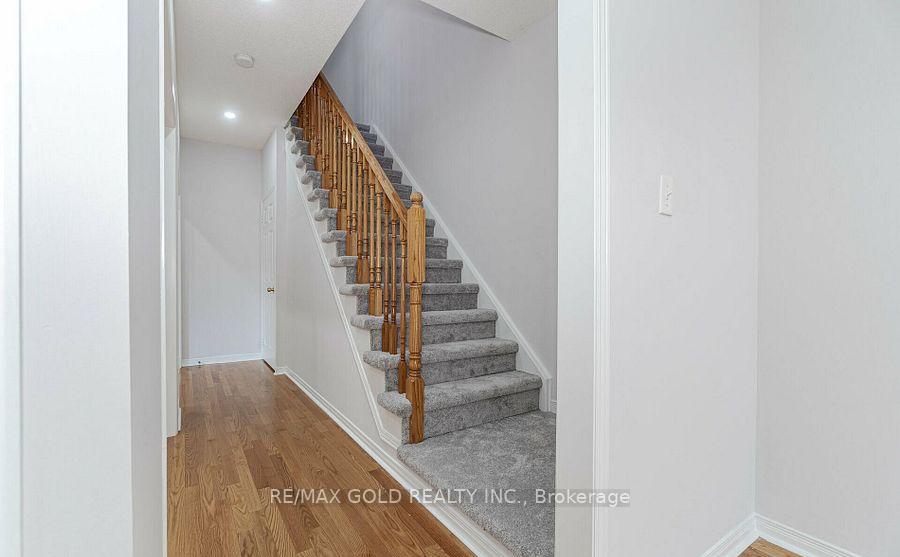 Photo 17 of 69 Portrush Trail, Brampton, Credit Valley — HOMEH