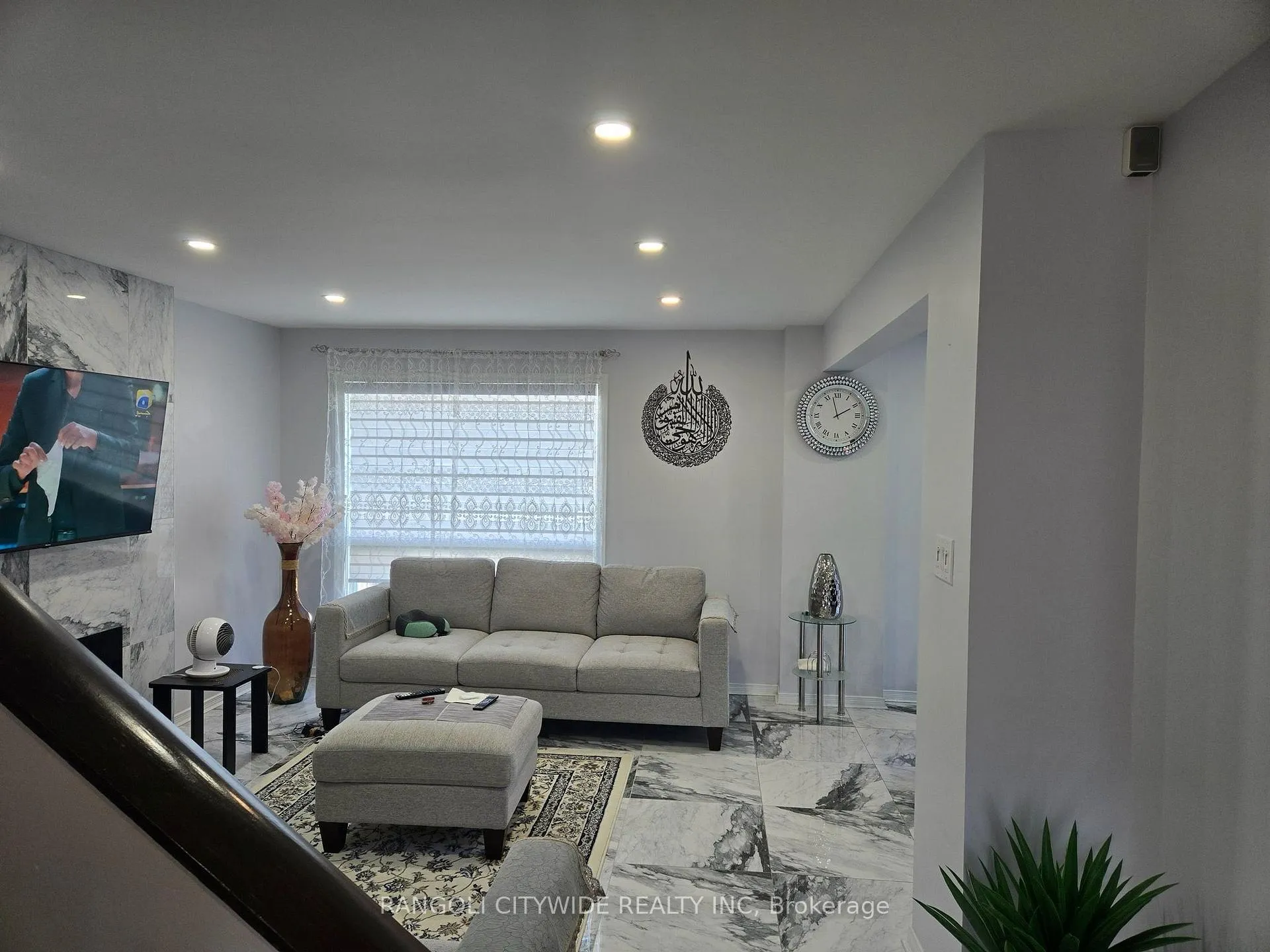 Photo 8 of 5962 Pineglade Crescent, Ottawa, Chapel Hill South - Orleans Village — HOMEH