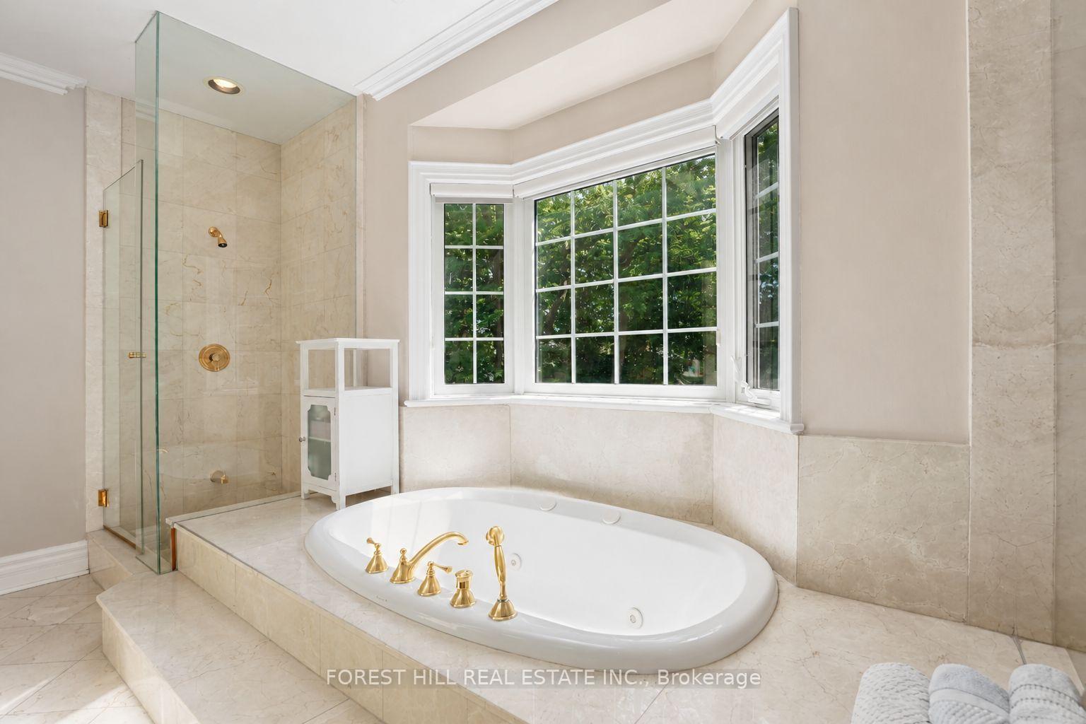 Photo 28 of 161 Renaissance Court, Vaughan, Beverley Glen — HOMEH