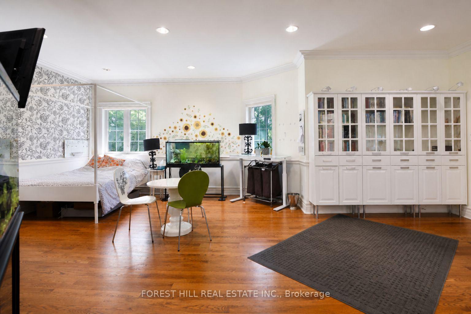 Photo 31 of 161 Renaissance Court, Vaughan, Beverley Glen — HOMEH