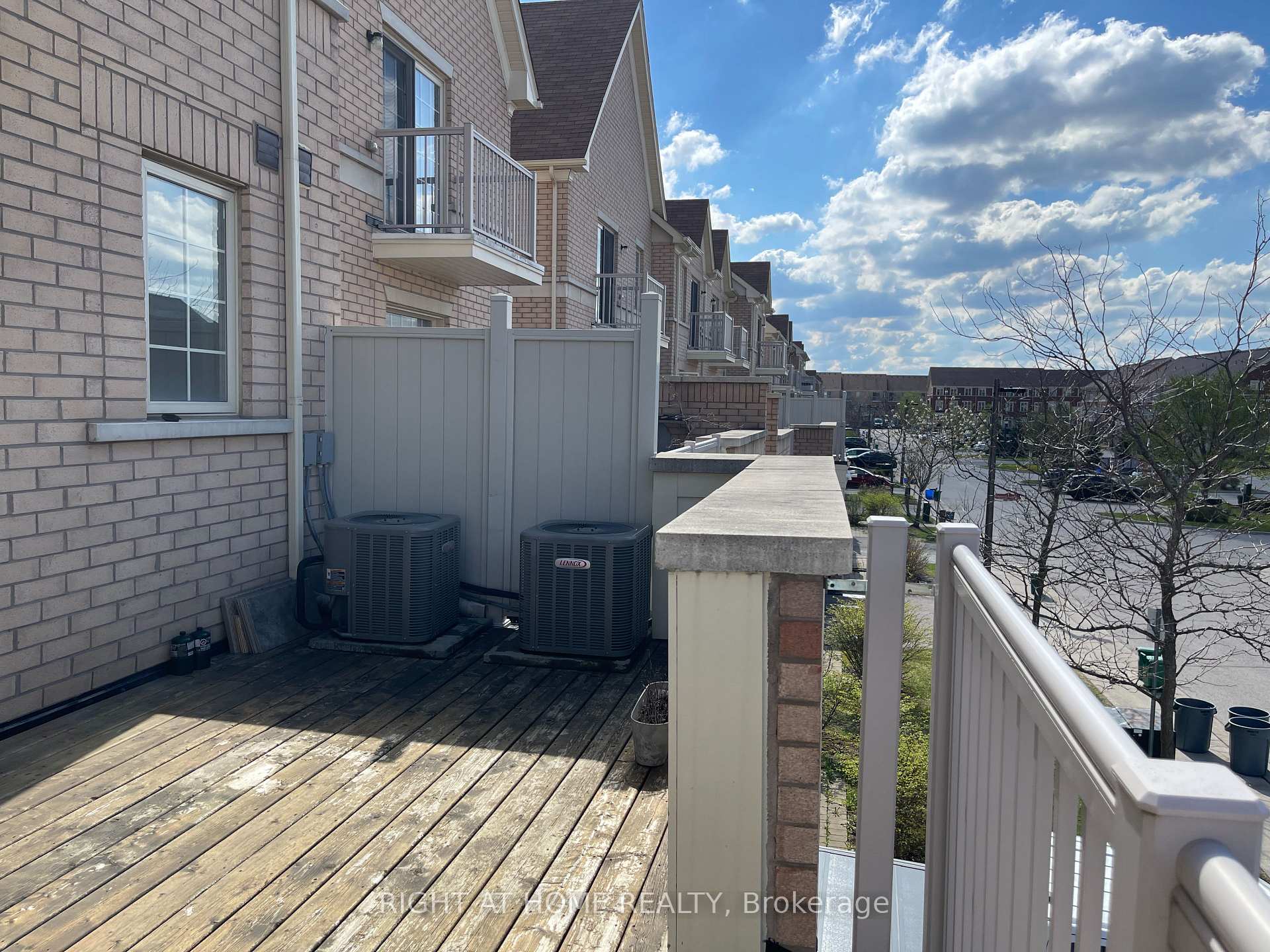 Photo 11 of 64 Cathedral High Street, Markham, Cathedraltown — HOMEH