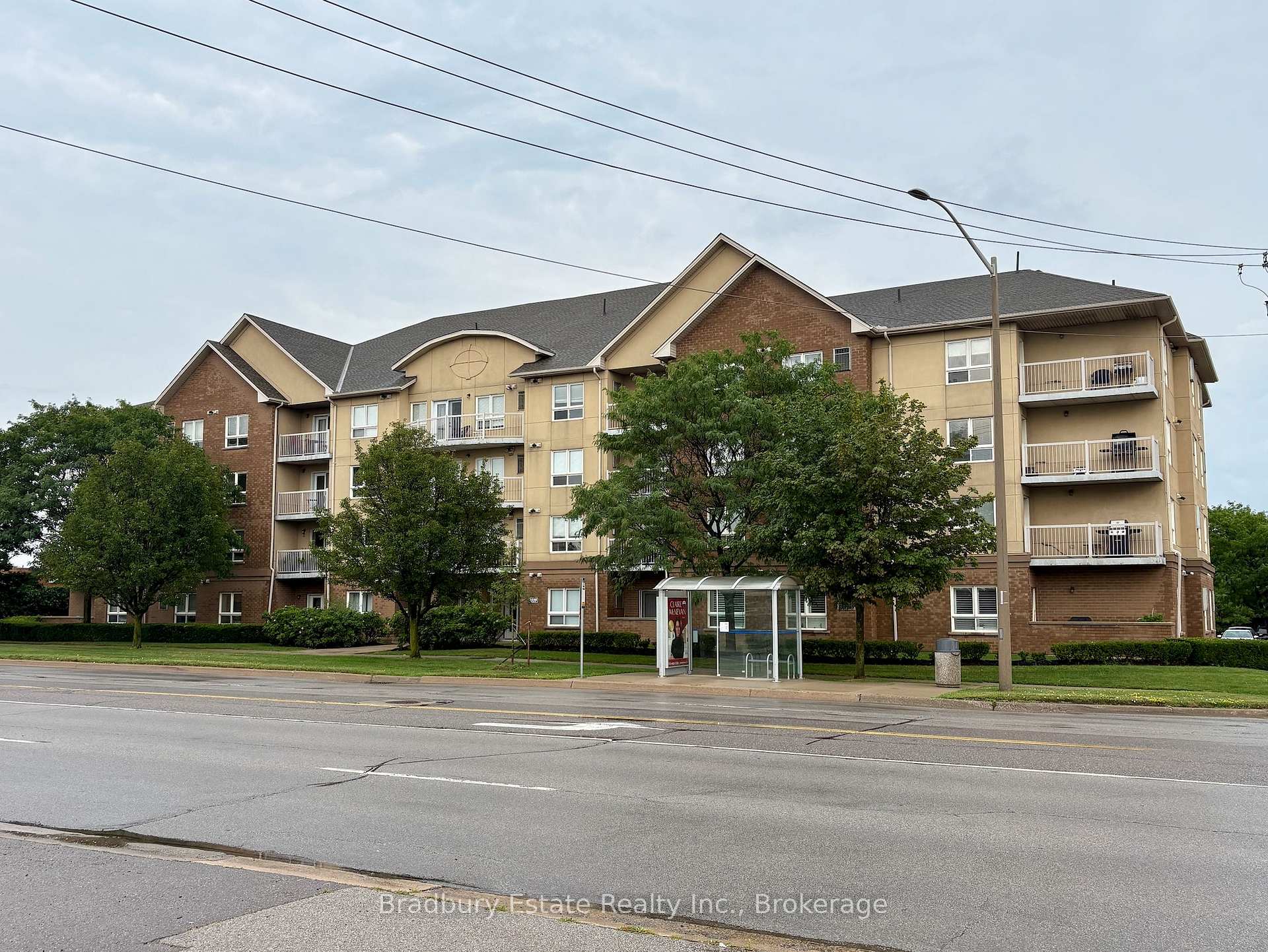 Photo 1 of Unit 308, 4450 Fairview Street, Burlington, Shoreacres — HOMEH