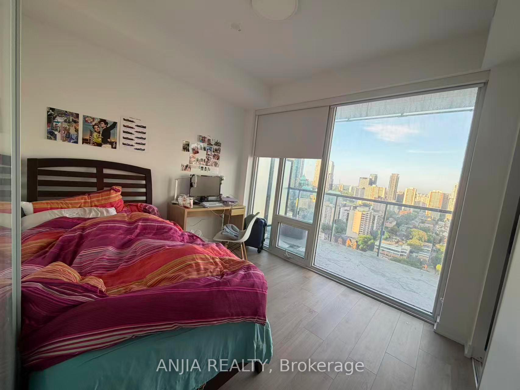 Photo 6 of Unit 2907, 3 Gloucester Street, Toronto, Church-Yonge Corridor — HOMEH