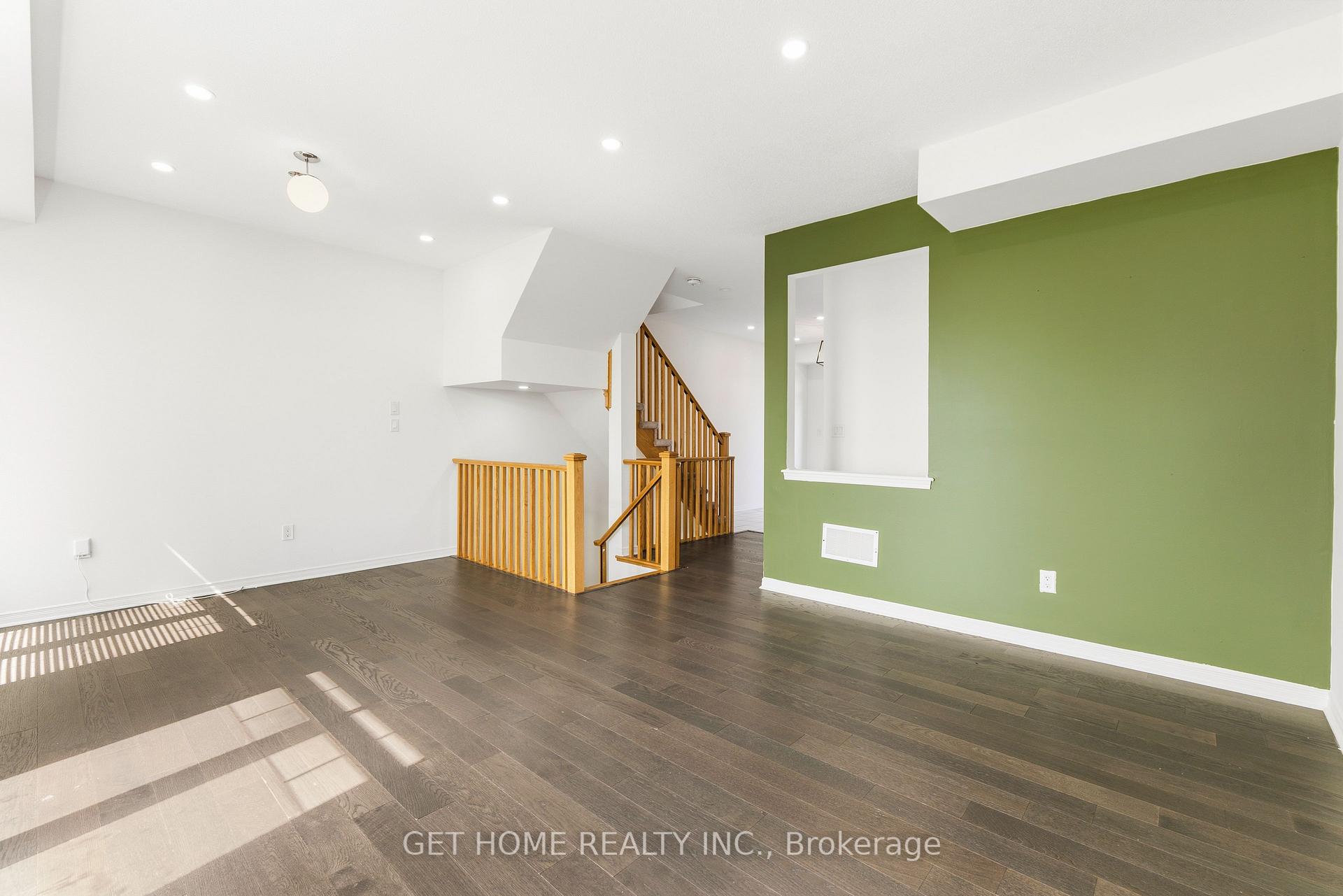 Photo 10 of 8 Coxhead Lane, Ajax, Central — HOMEH