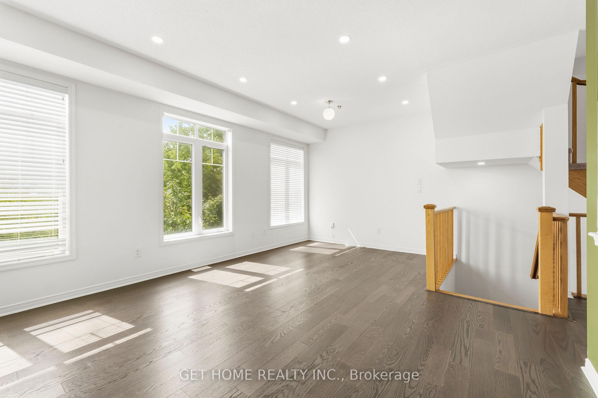 Photo 11 of 8 Coxhead Lane, Ajax, Central — HOMEH