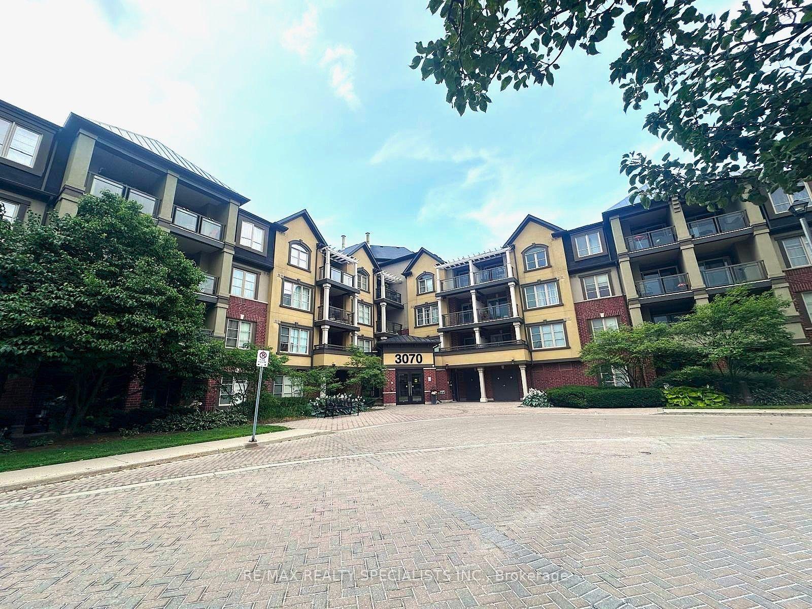 Photo 2 of Unit 319, 3070 Rotary Way, Burlington, Alton — HOMEH
