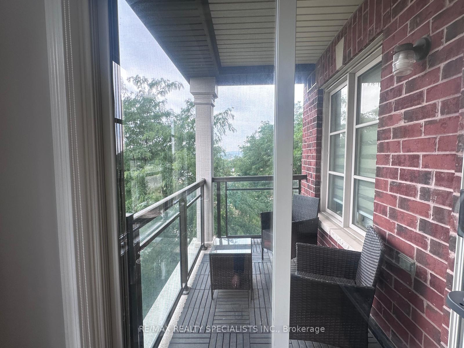 Photo 23 of Unit 319, 3070 Rotary Way, Burlington, Alton — HOMEH