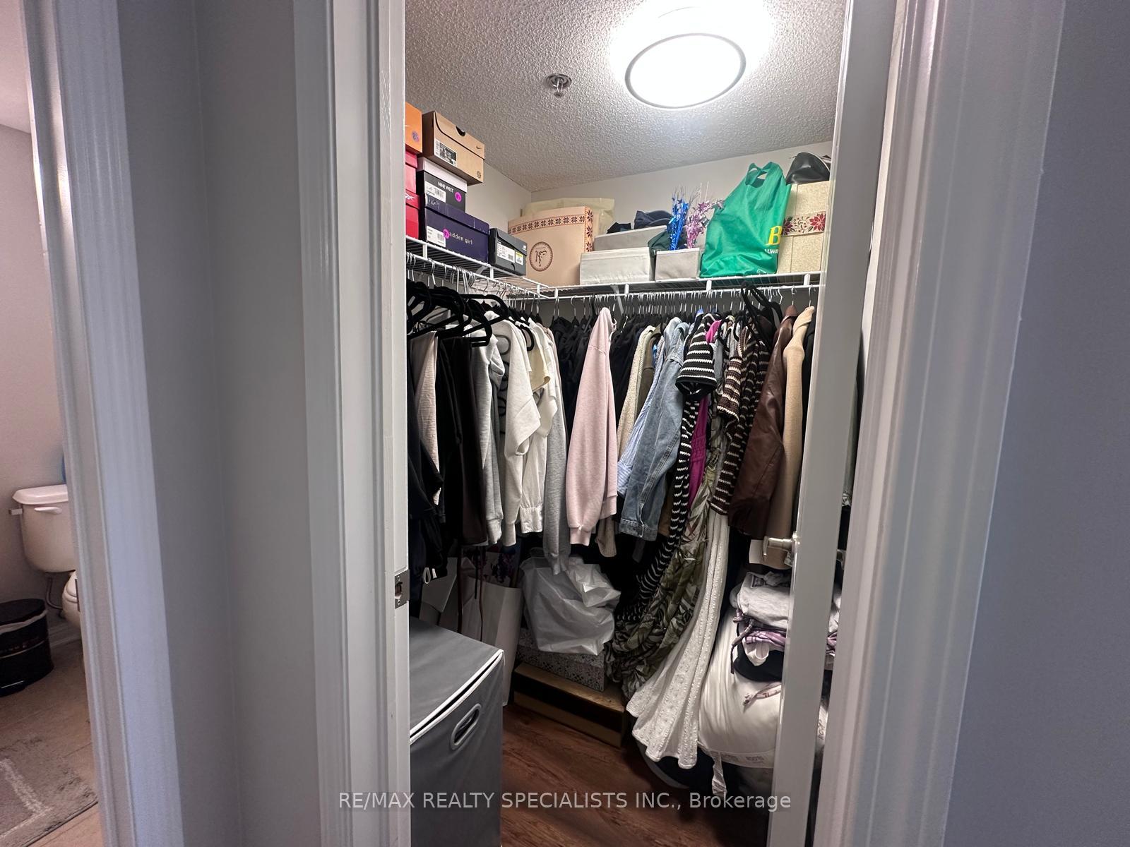Photo 18 of Unit 319, 3070 Rotary Way, Burlington, Alton — HOMEH