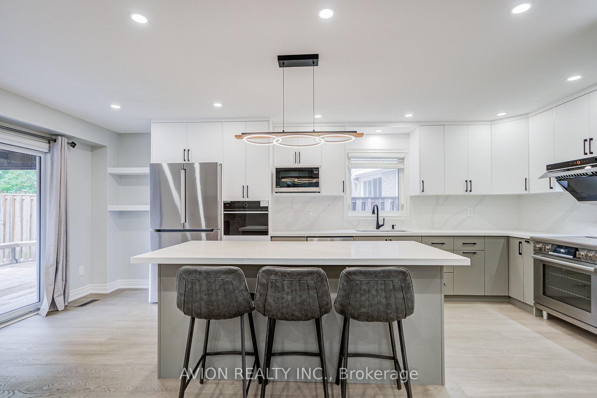 Photo 14 of 9 Falan Heights Crescent, Aurora, Aurora Heights — HOMEH