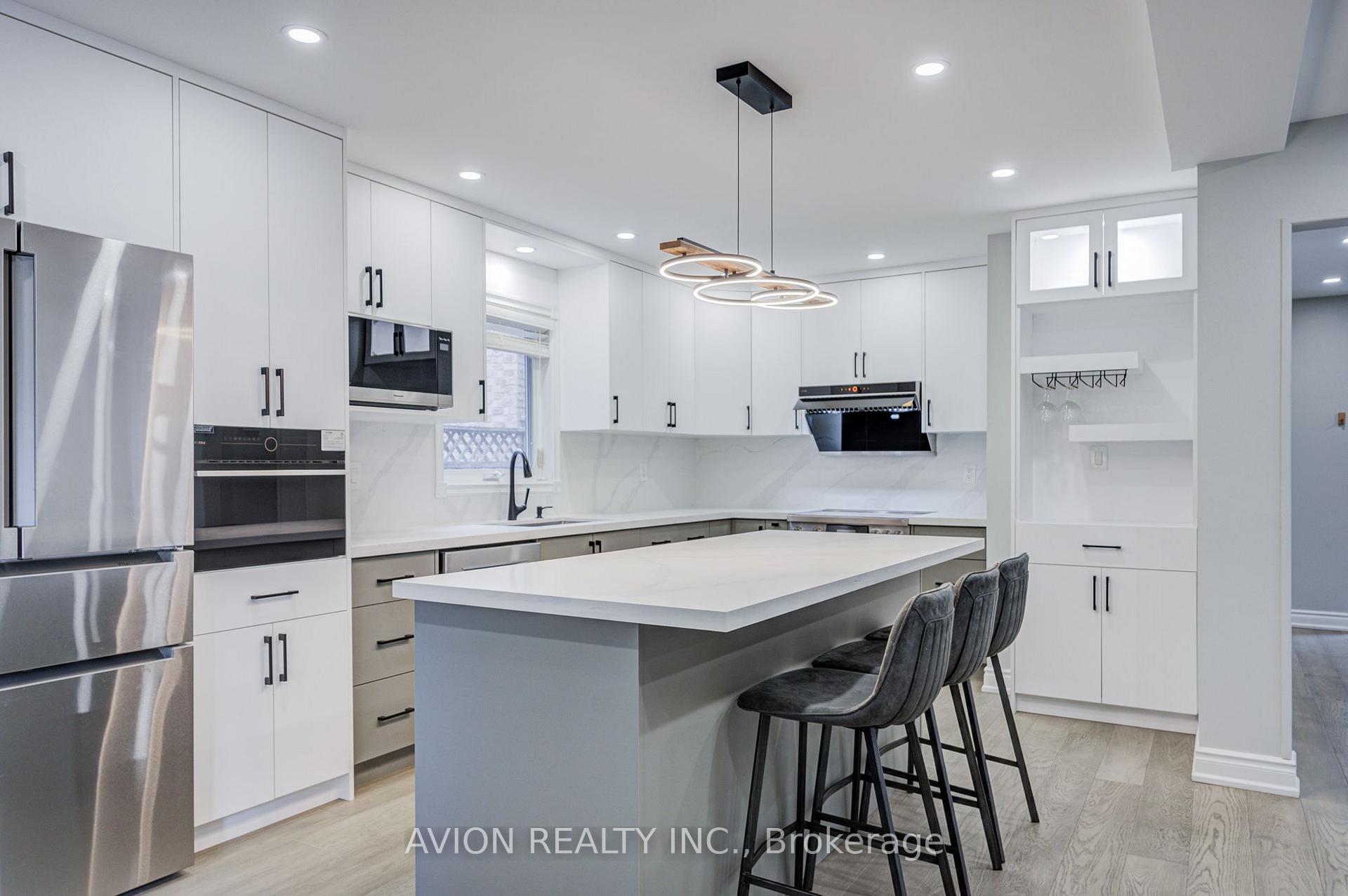 Photo 15 of 9 Falan Heights Crescent, Aurora, Aurora Heights — HOMEH