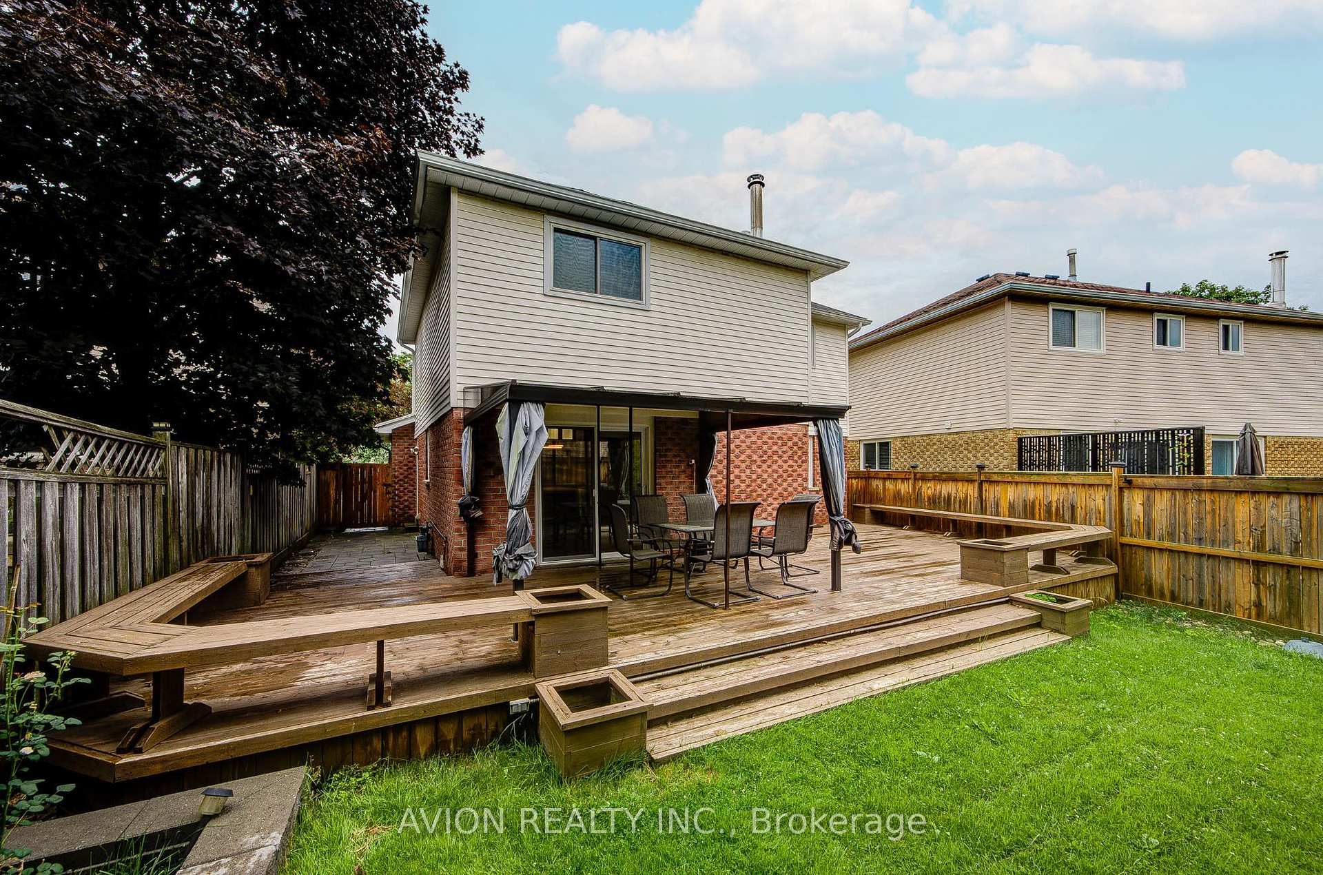 Photo 32 of 9 Falan Heights Crescent, Aurora, Aurora Heights — HOMEH