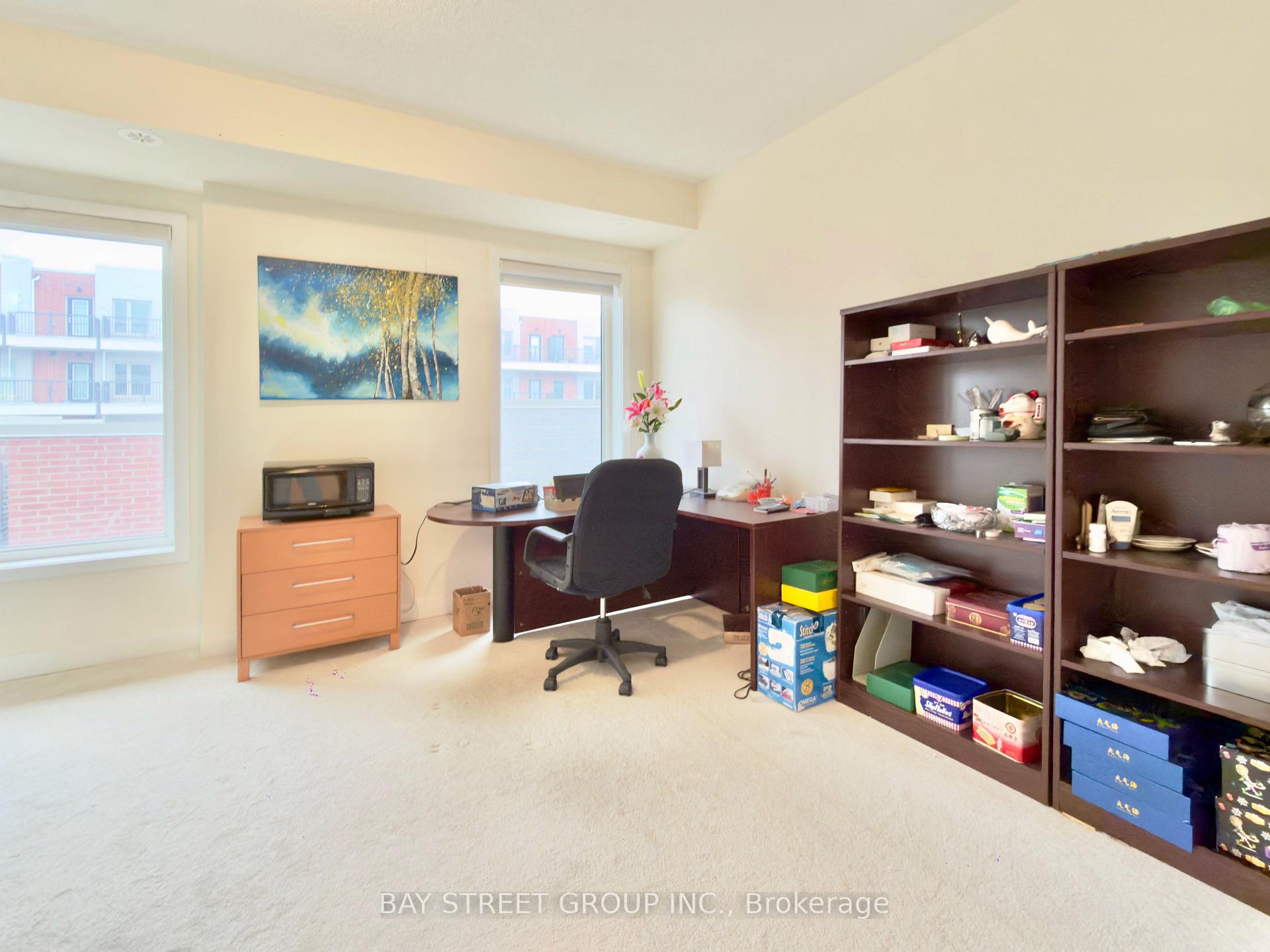 Photo 13 of 26 William Duncan Road, North York, Downsview-Roding-CFB — HOMEH