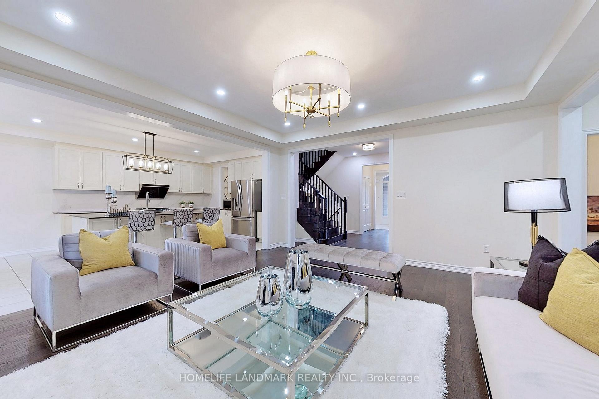 Photo 6 of 75 Mitchell Place, Newmarket, Glenway Estates — HOMEH