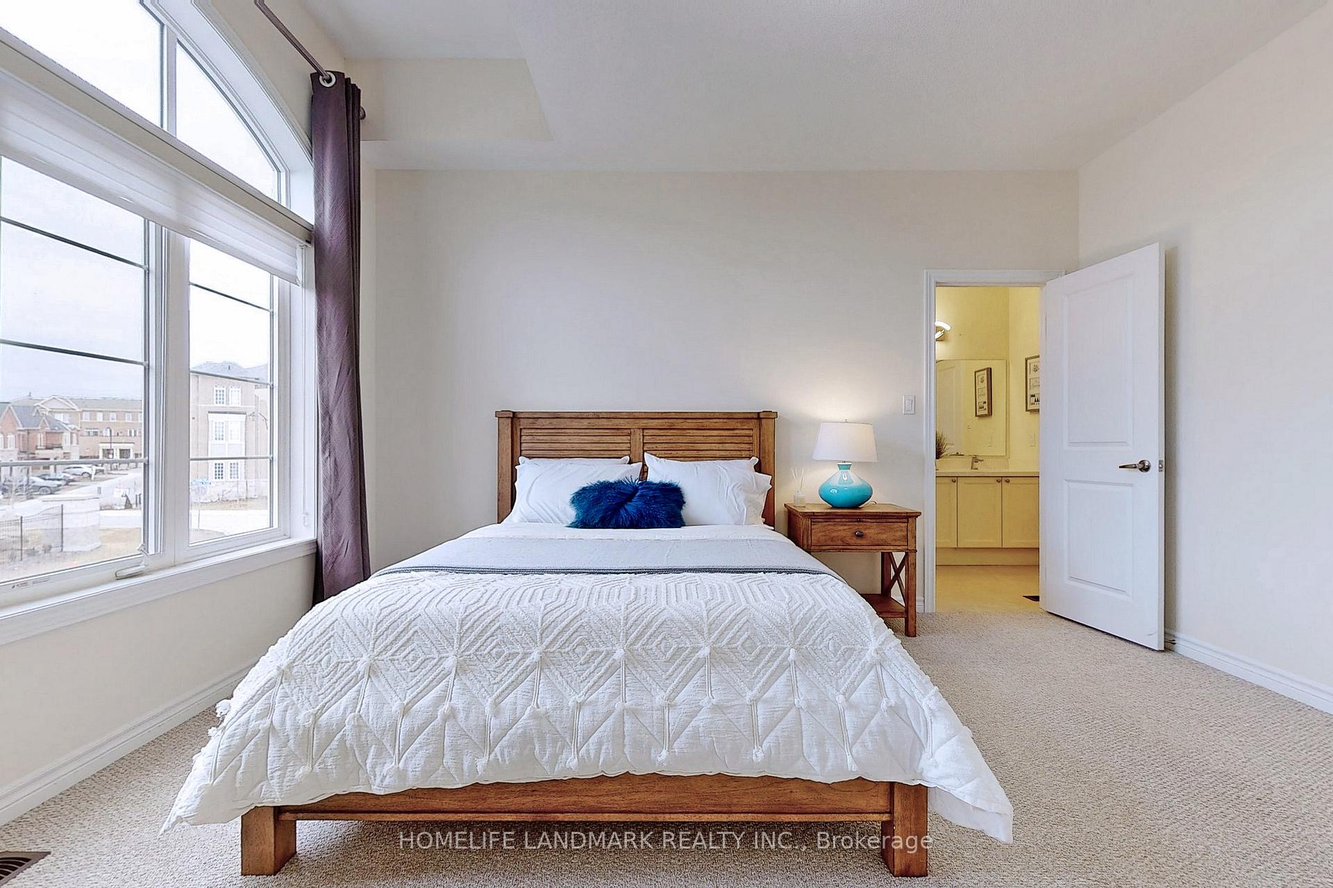 Photo 41 of 75 Mitchell Place, Newmarket, Glenway Estates — HOMEH
