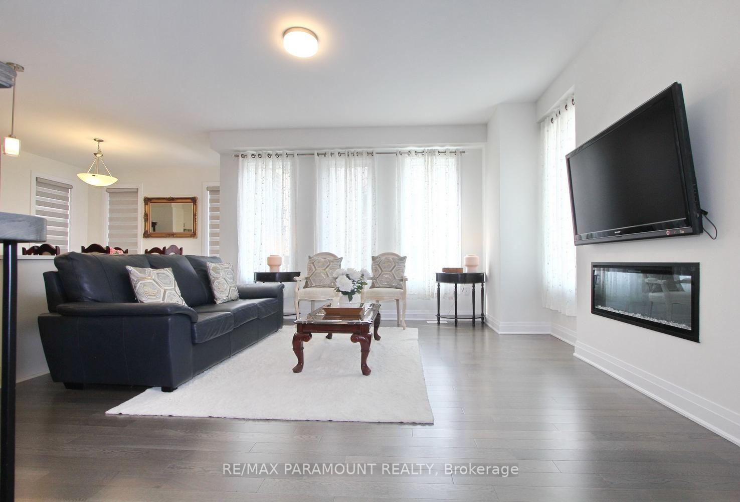 Photo 5 of 24 Kings Hill Drive, Brampton, Northwest Brampton — HOMEH