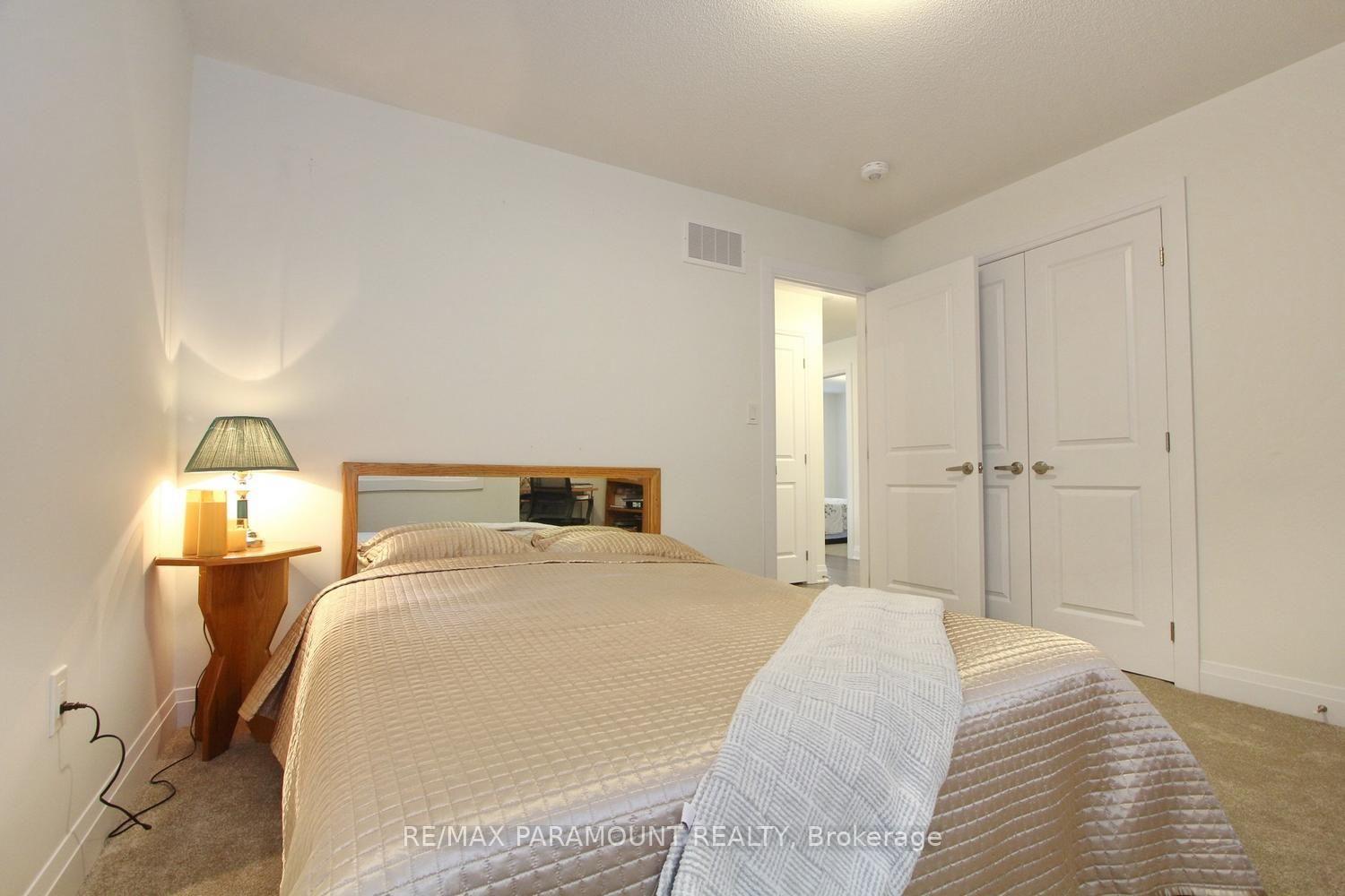 Photo 34 of 24 Kings Hill Drive, Brampton, Northwest Brampton — HOMEH