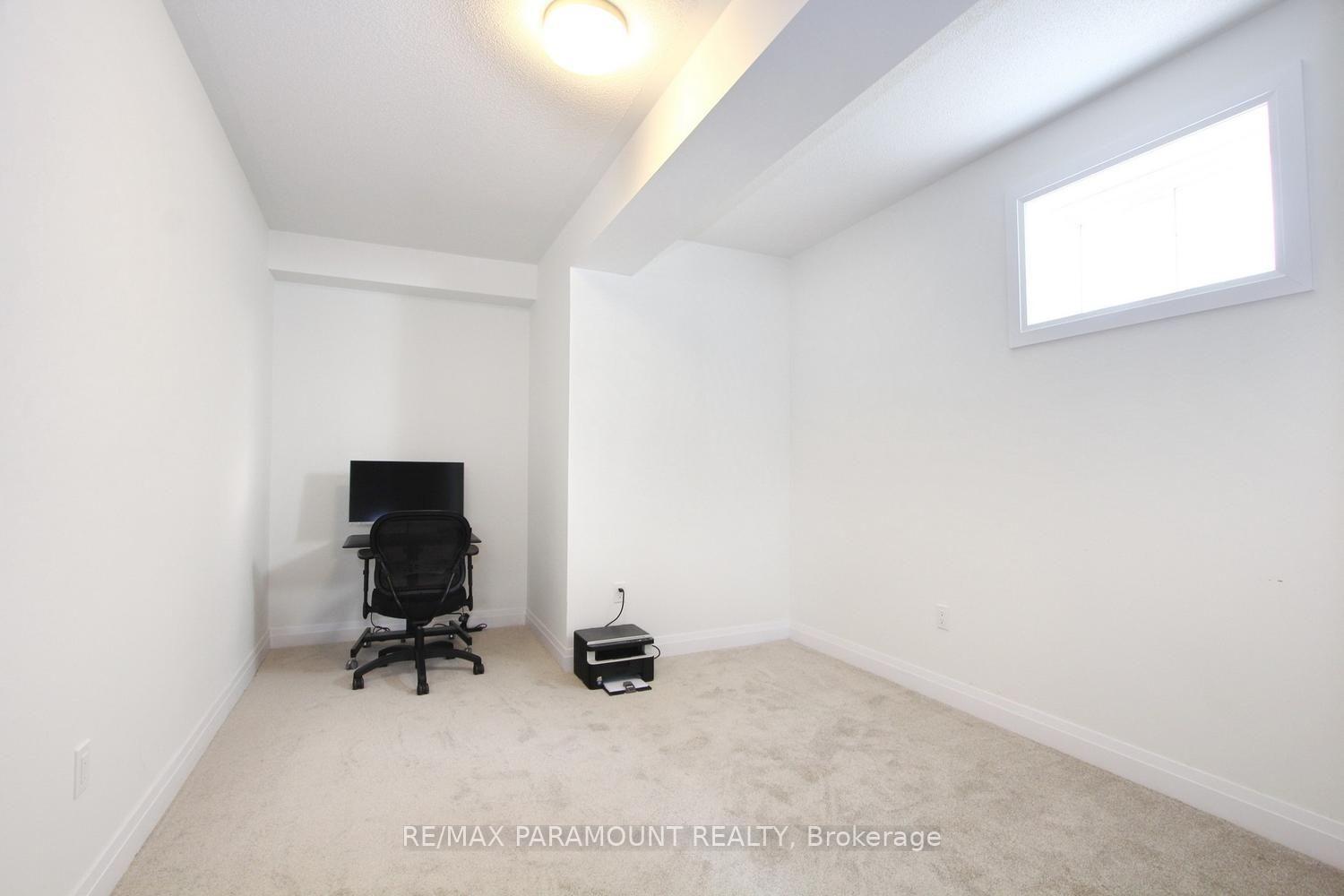 Photo 36 of 24 Kings Hill Drive, Brampton, Northwest Brampton — HOMEH
