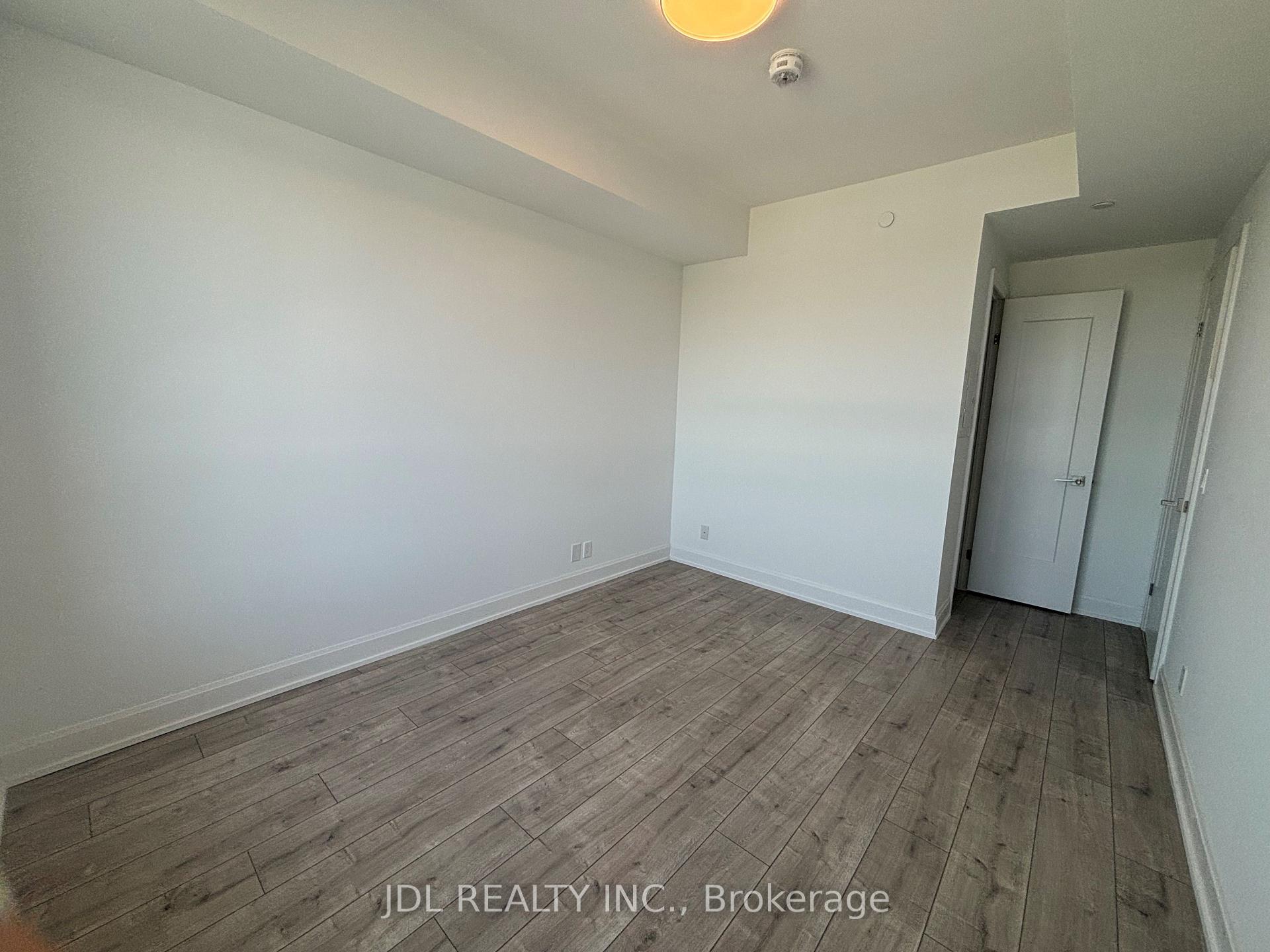 Photo 10 of Unit 711, 38 Water Walk Drive, Markham, Unionville — HOMEH