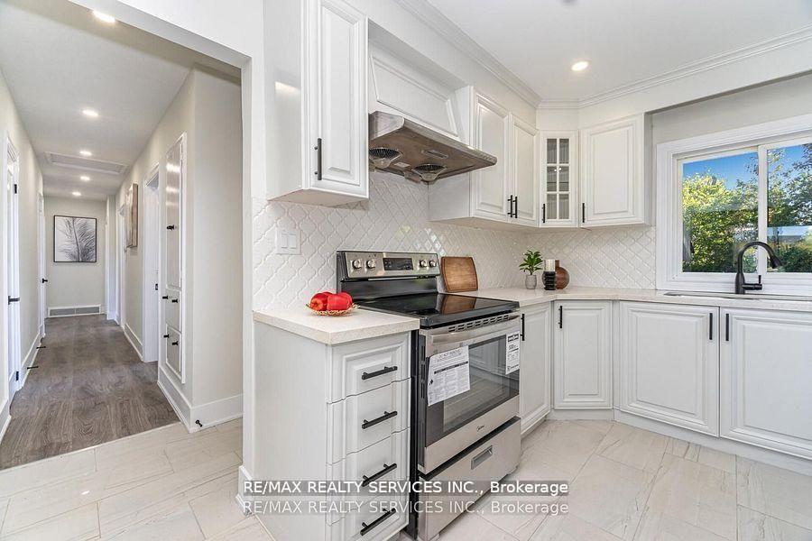 Photo 12 of 633271 Hwy 10, Mono, Rural Mono — HOMEH