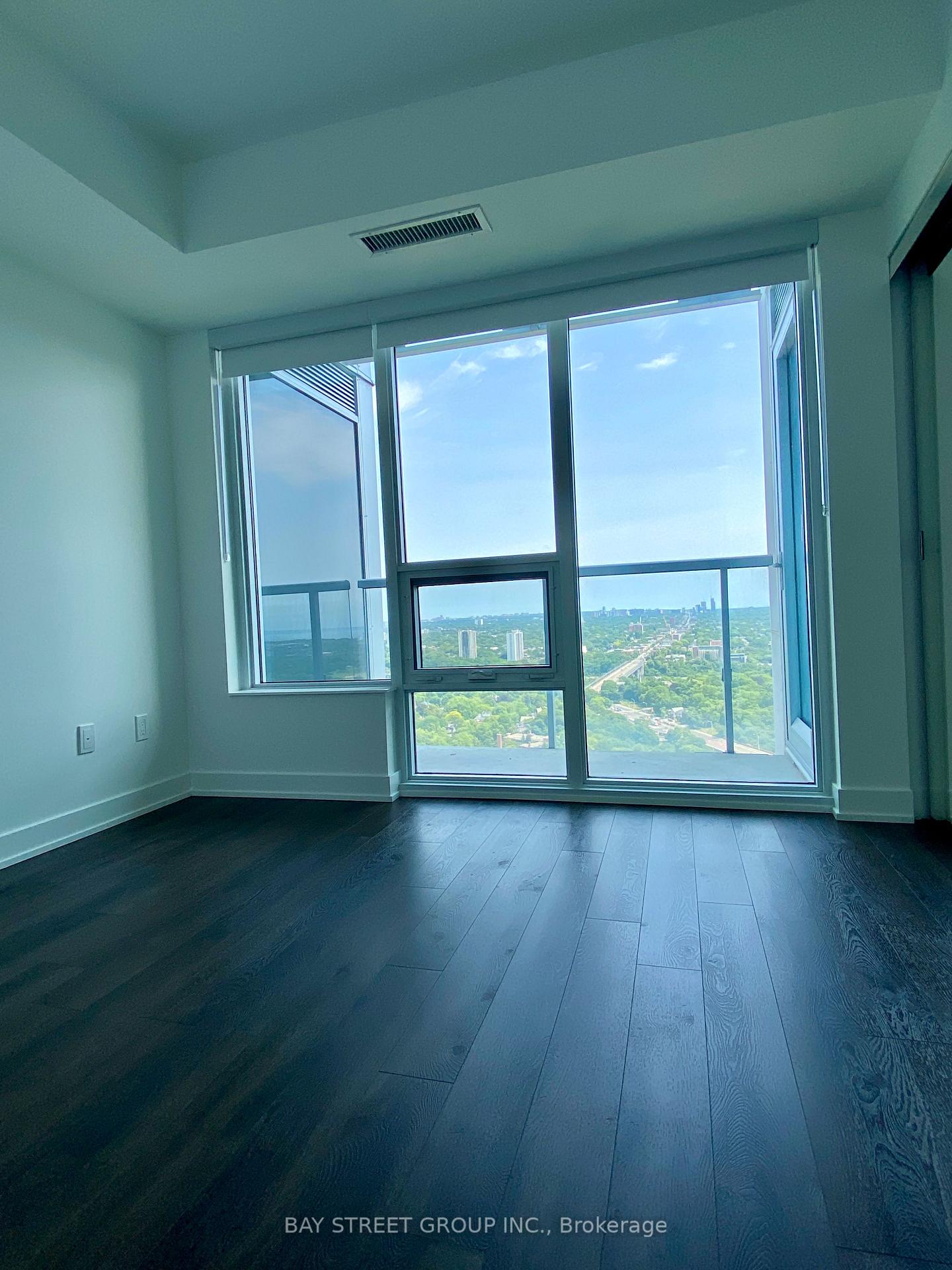 Photo 3 of Unit 3508, 609 Sherbourne Street, Toronto, North St. James Town — HOMEH