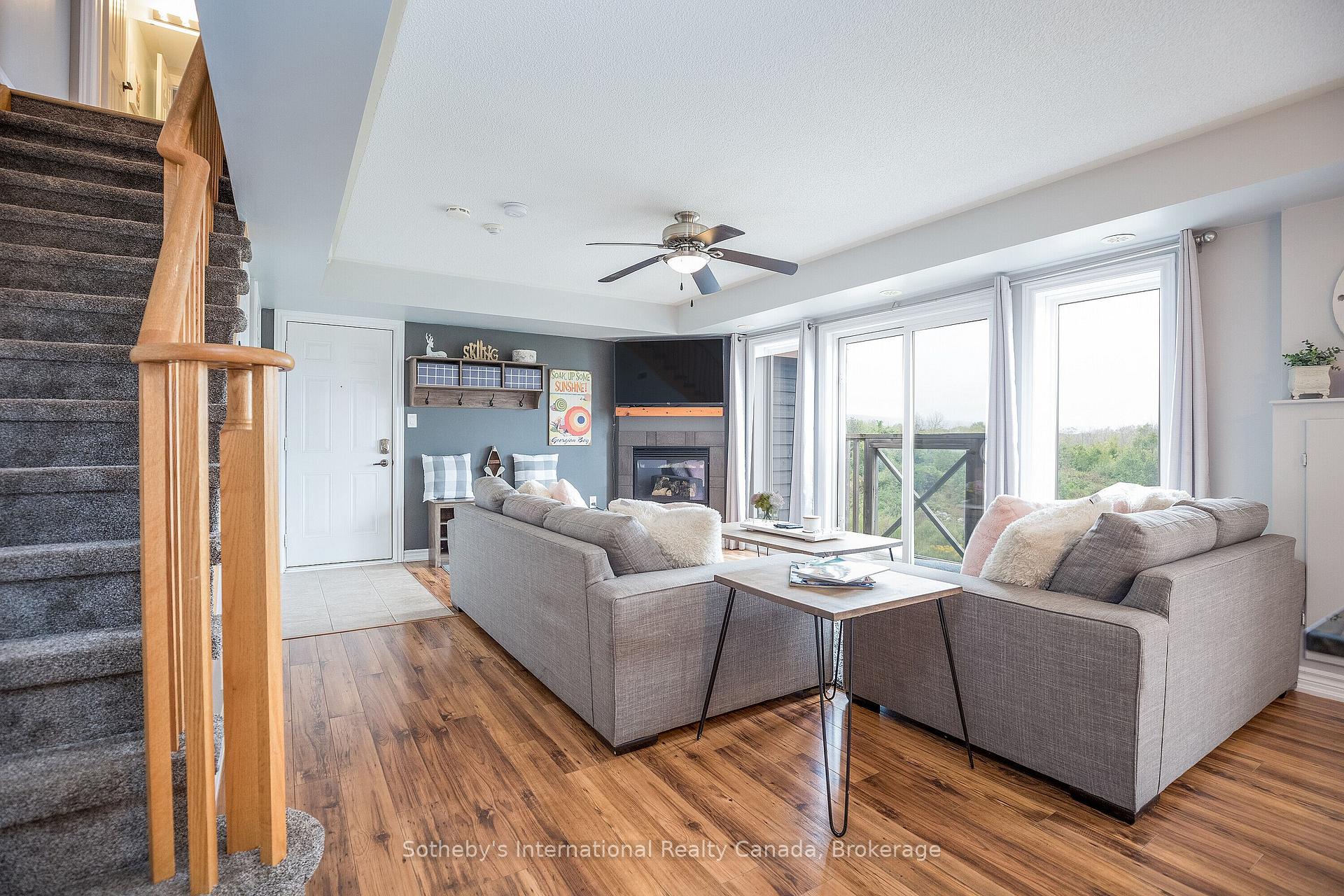 Photo 3 of 32 Joseph Trail, Collingwood — HOMEH