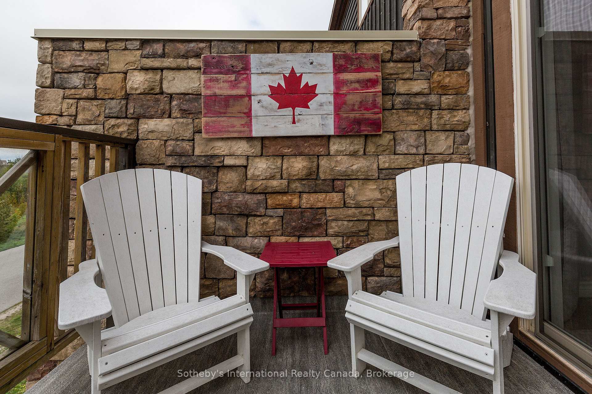 Photo 16 of 32 Joseph Trail, Collingwood — HOMEH
