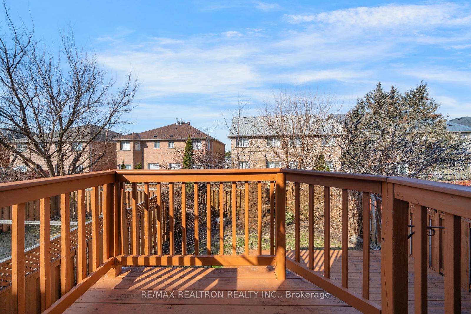 Photo 19 of 60 Harmony Road, Vaughan, Patterson — HOMEH
