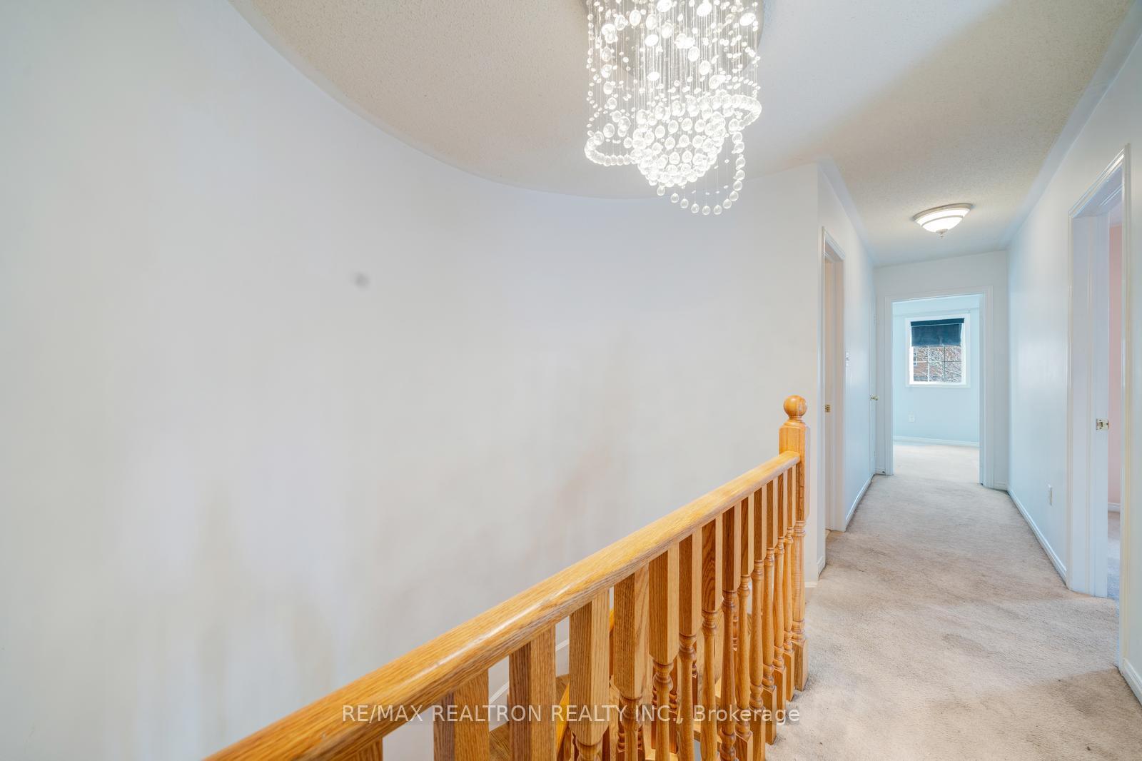 Photo 32 of 60 Harmony Road, Vaughan, Patterson — HOMEH