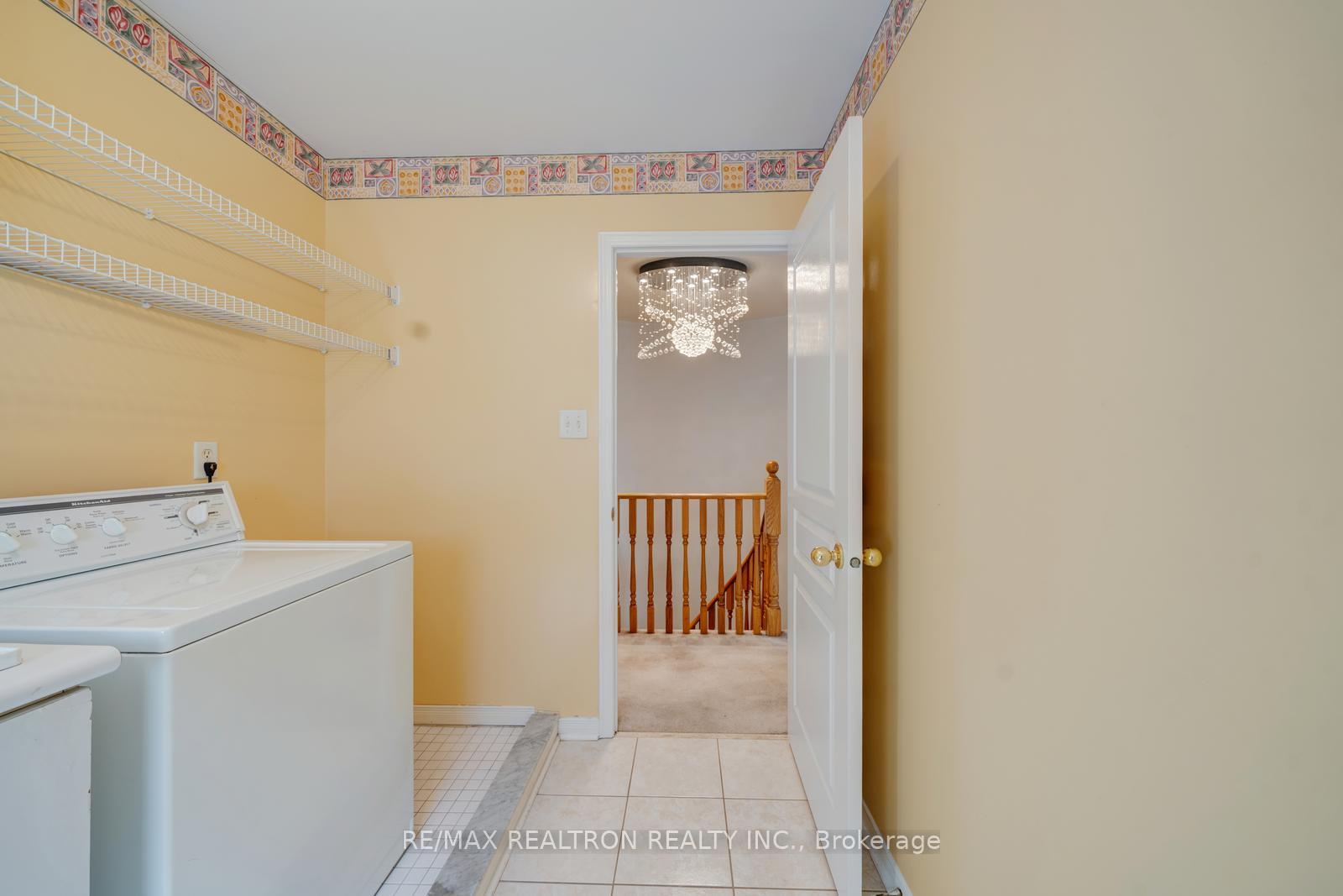 Photo 41 of 60 Harmony Road, Vaughan, Patterson — HOMEH