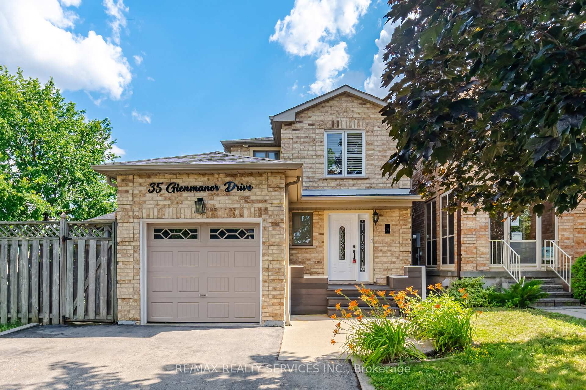 Photo 1 of 35 Glenmanor Drive, Brampton, Heart Lake West — HOMEH