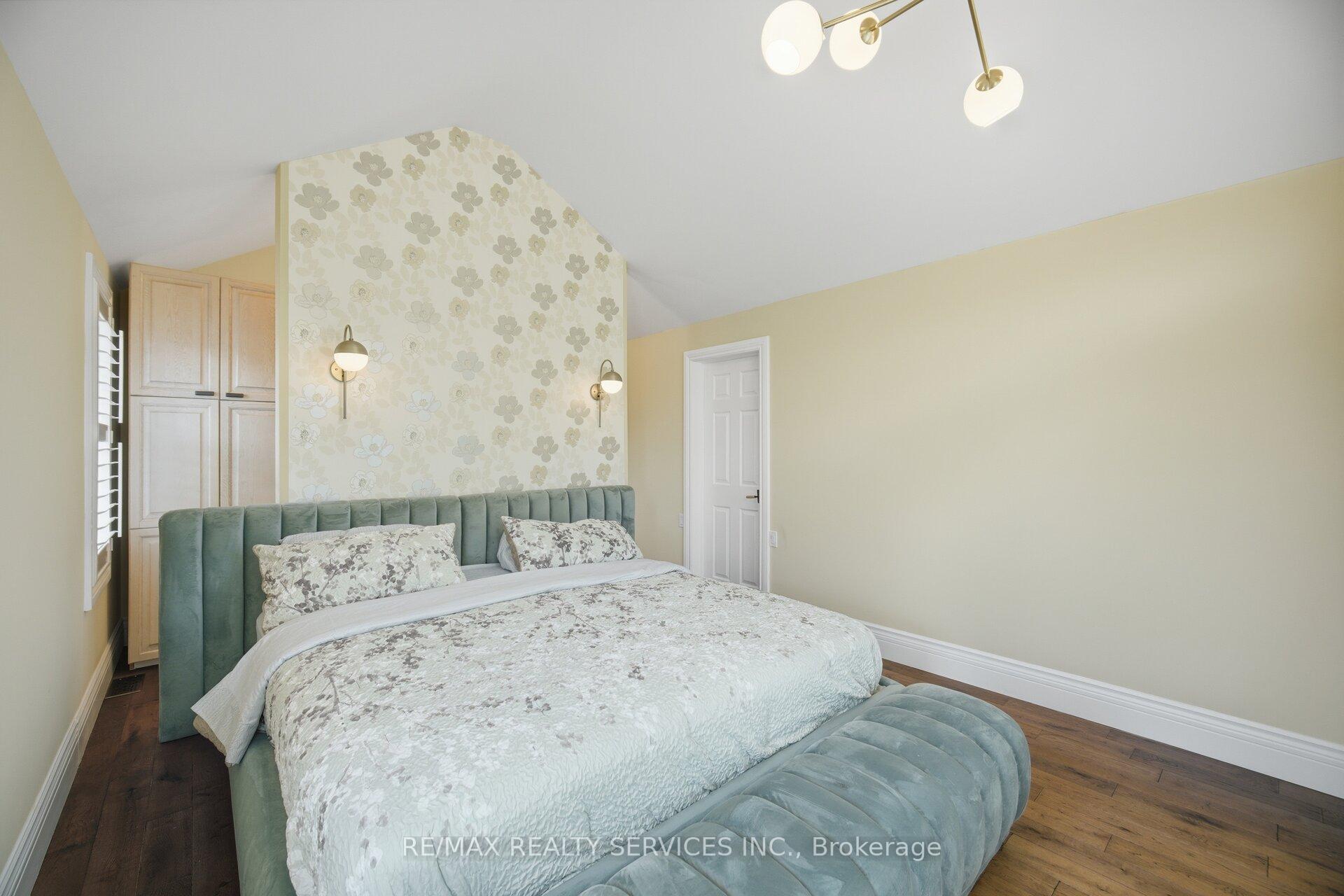 Photo 27 of 35 Glenmanor Drive, Brampton, Heart Lake West — HOMEH