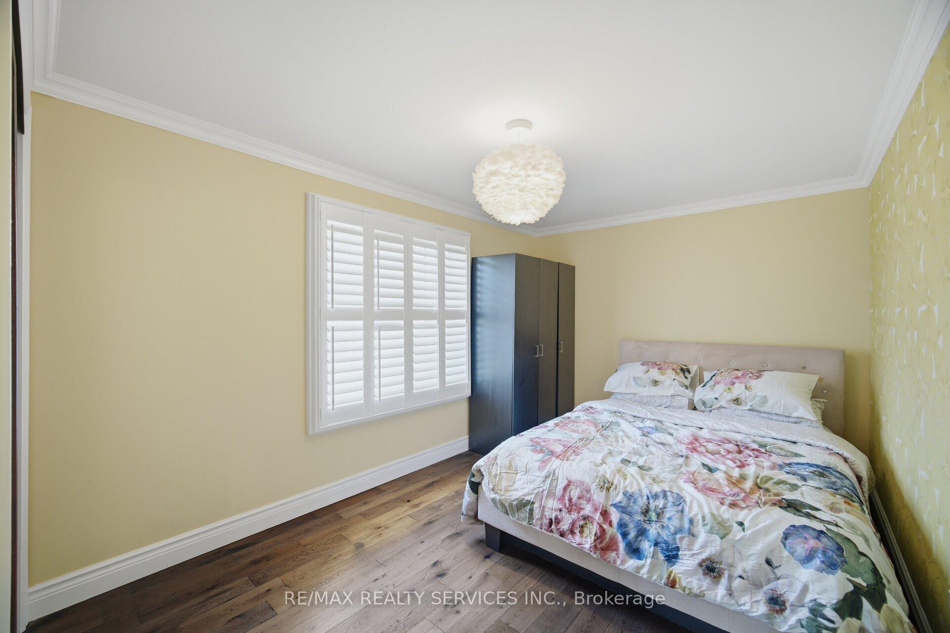 Photo 29 of 35 Glenmanor Drive, Brampton, Heart Lake West — HOMEH