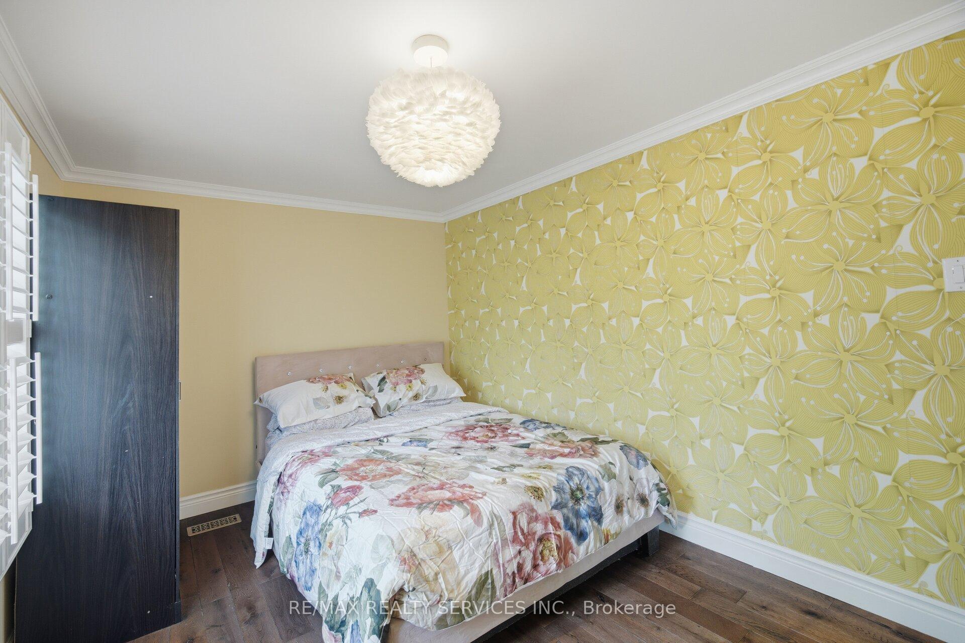 Photo 30 of 35 Glenmanor Drive, Brampton, Heart Lake West — HOMEH
