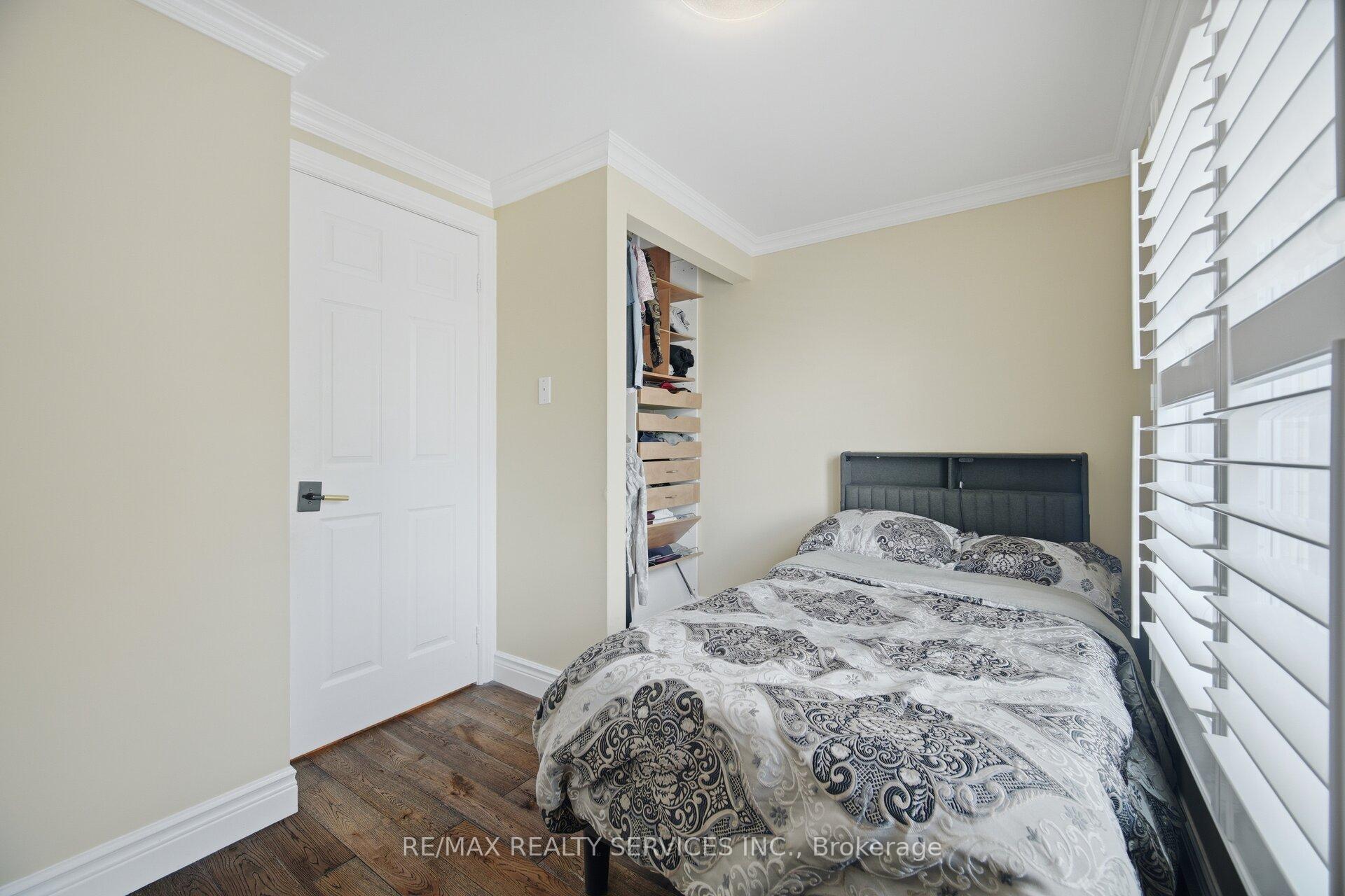 Photo 31 of 35 Glenmanor Drive, Brampton, Heart Lake West — HOMEH