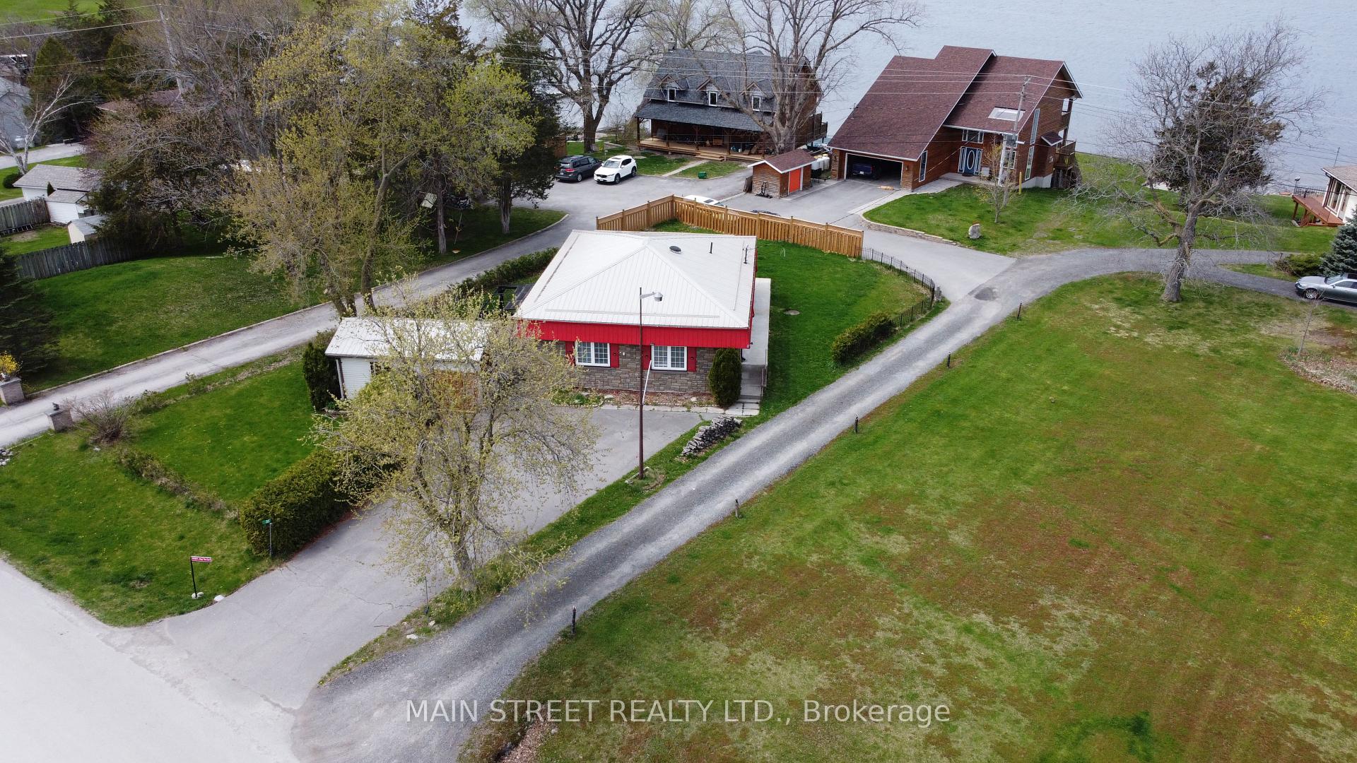 Photo 26 of 35 Peats Point Road, Prince Edward County, Ameliasburg Ward — HOMEH