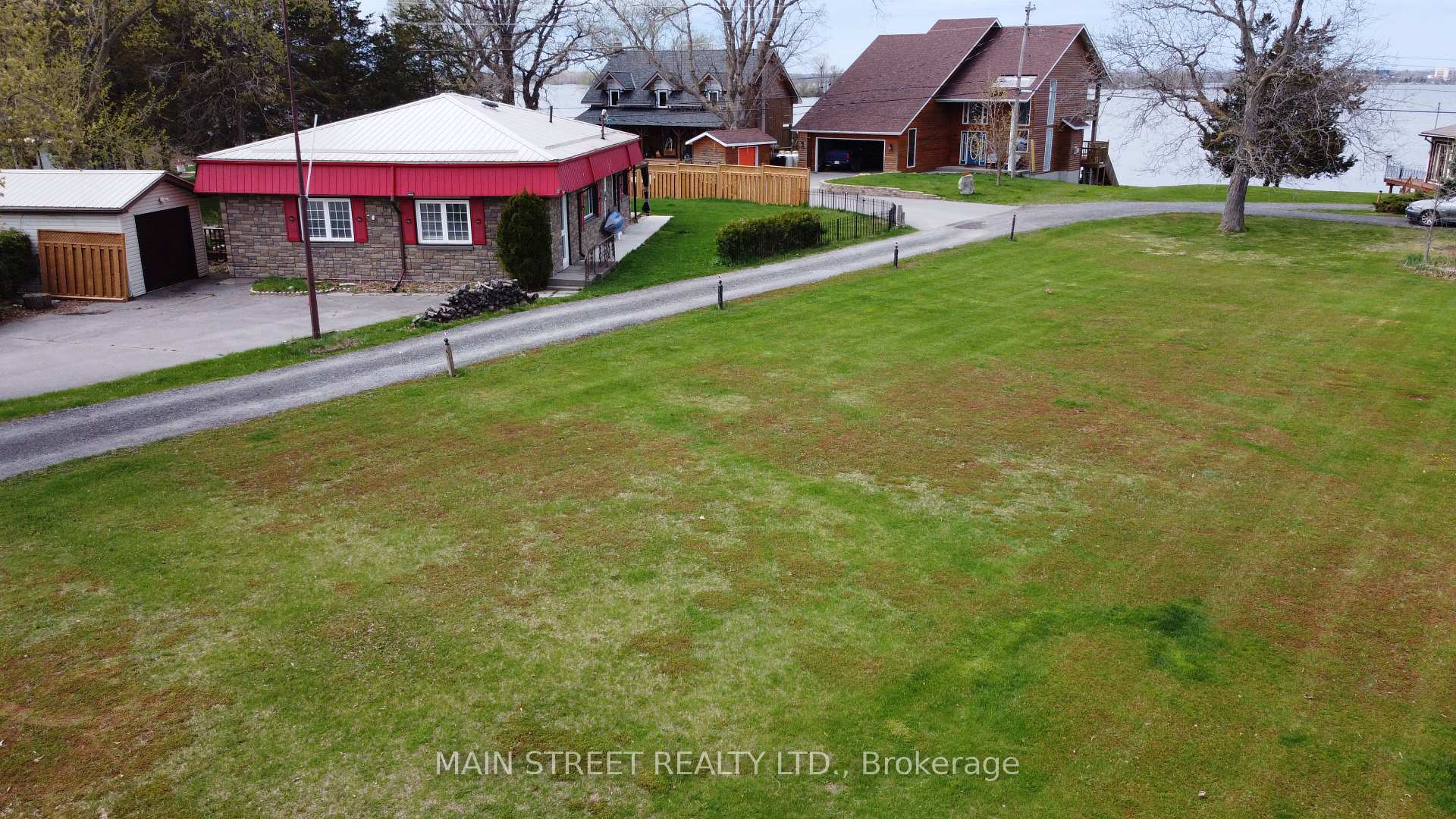 Photo 27 of 35 Peats Point Road, Prince Edward County, Ameliasburg Ward — HOMEH