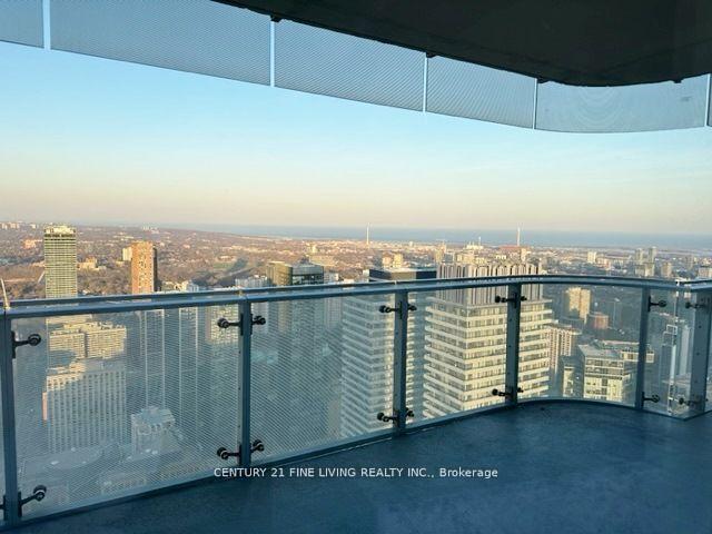 Photo 3 of Unit 6202, 1 Bloor Street E, Toronto, Church-Yonge Corridor — HOMEH