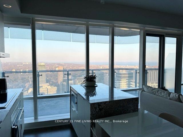 Photo 5 of Unit 6202, 1 Bloor Street E, Toronto, Church-Yonge Corridor — HOMEH