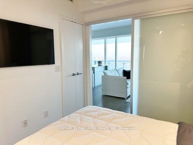 Photo 8 of Unit 6202, 1 Bloor Street E, Toronto, Church-Yonge Corridor — HOMEH