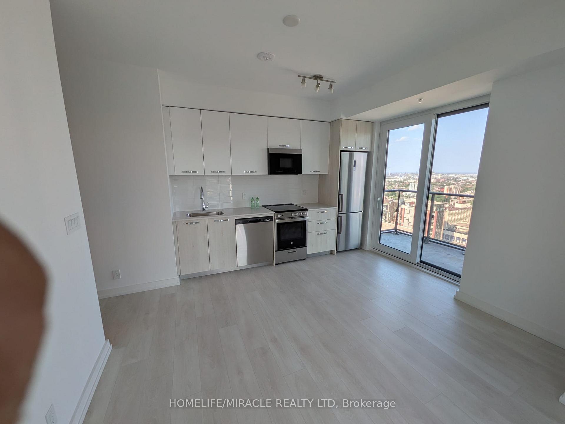 Photo 6 of Unit 2710, 75 James Street S, Hamilton, Corktown — HOMEH