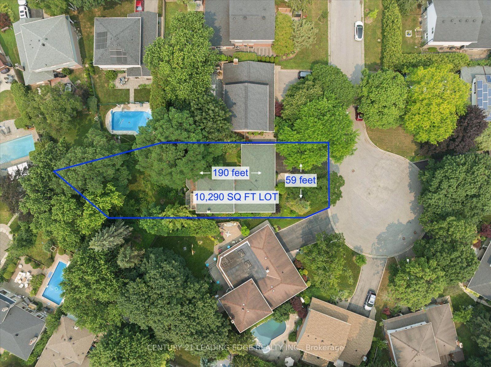 Photo 2 of 6 Thomas Kinnear Court, Markham, Sherwood-Amberglen — HOMEH