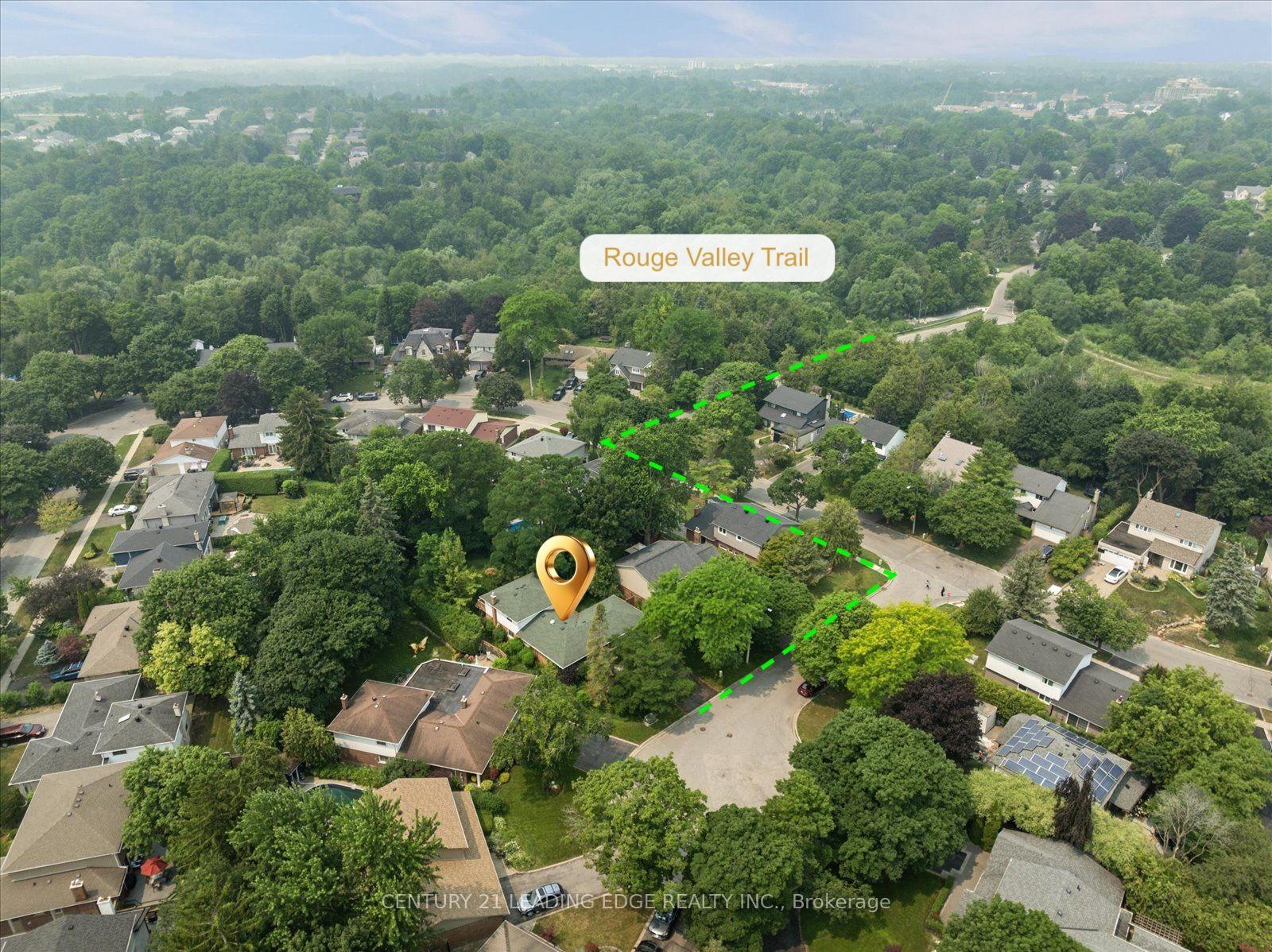 Photo 3 of 6 Thomas Kinnear Court, Markham, Sherwood-Amberglen — HOMEH
