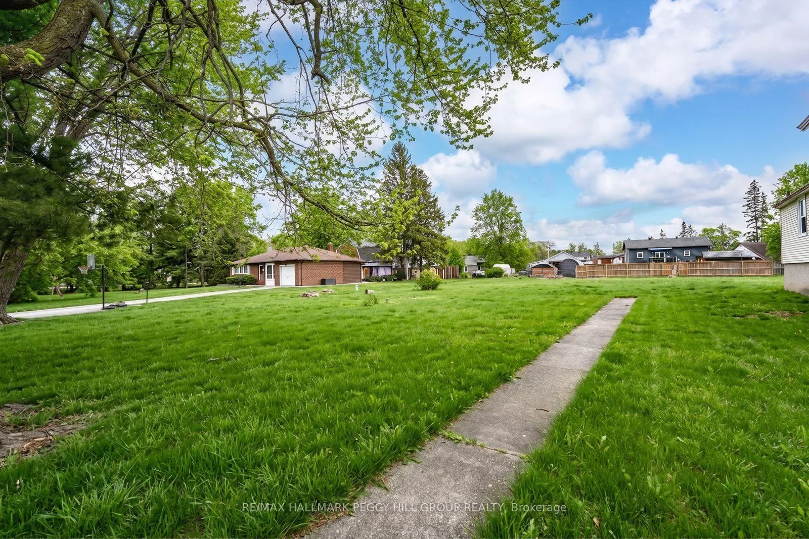 Photo 8 of 58 Jonas Street, Essa, Angus — HOMEH