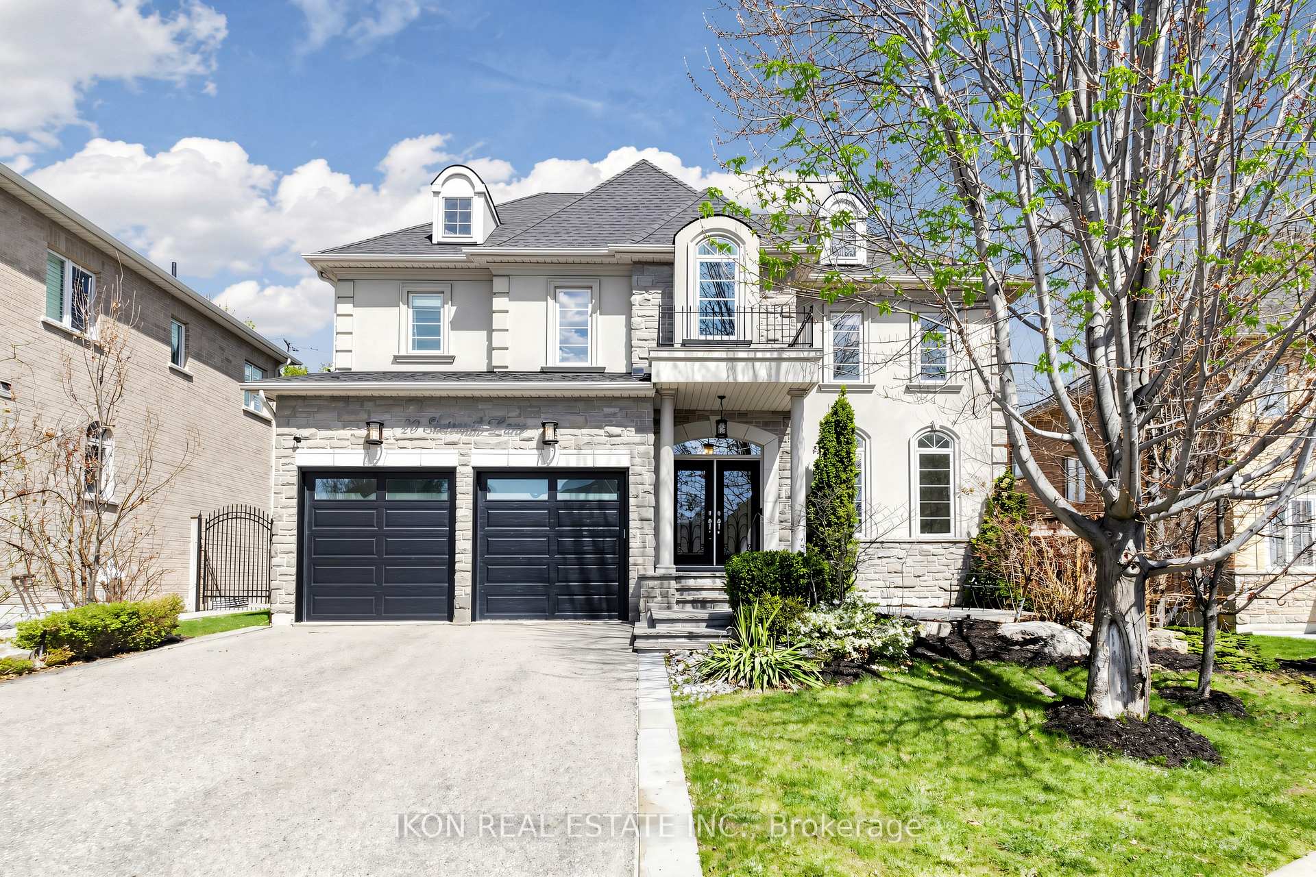 Photo 1 of 20 16th Lane, Markham, Unionville — HOMEH