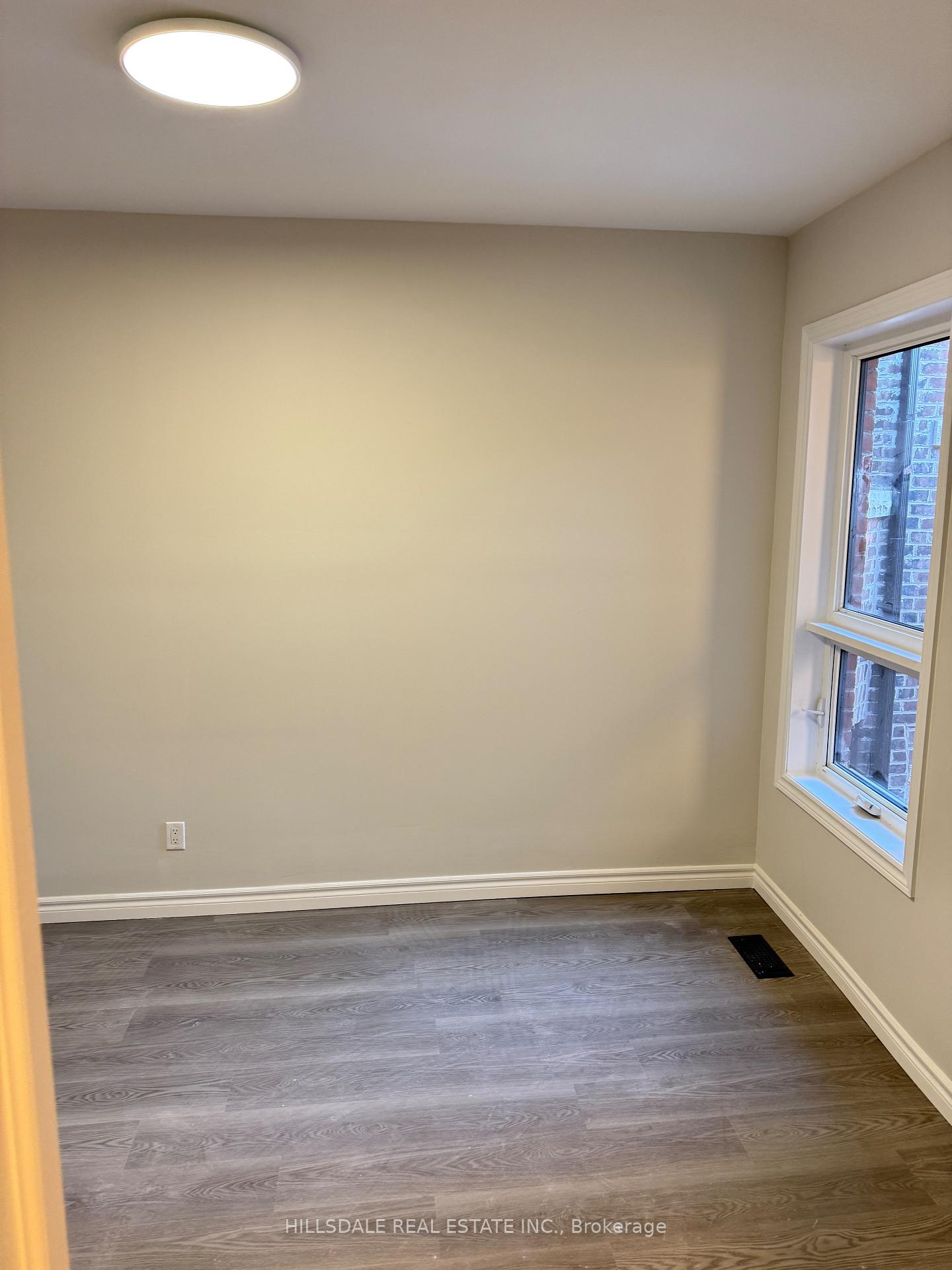 Photo 6 of Unit UPPER UNIT, 687 Markham Street, Toronto, The Annex — HOMEH