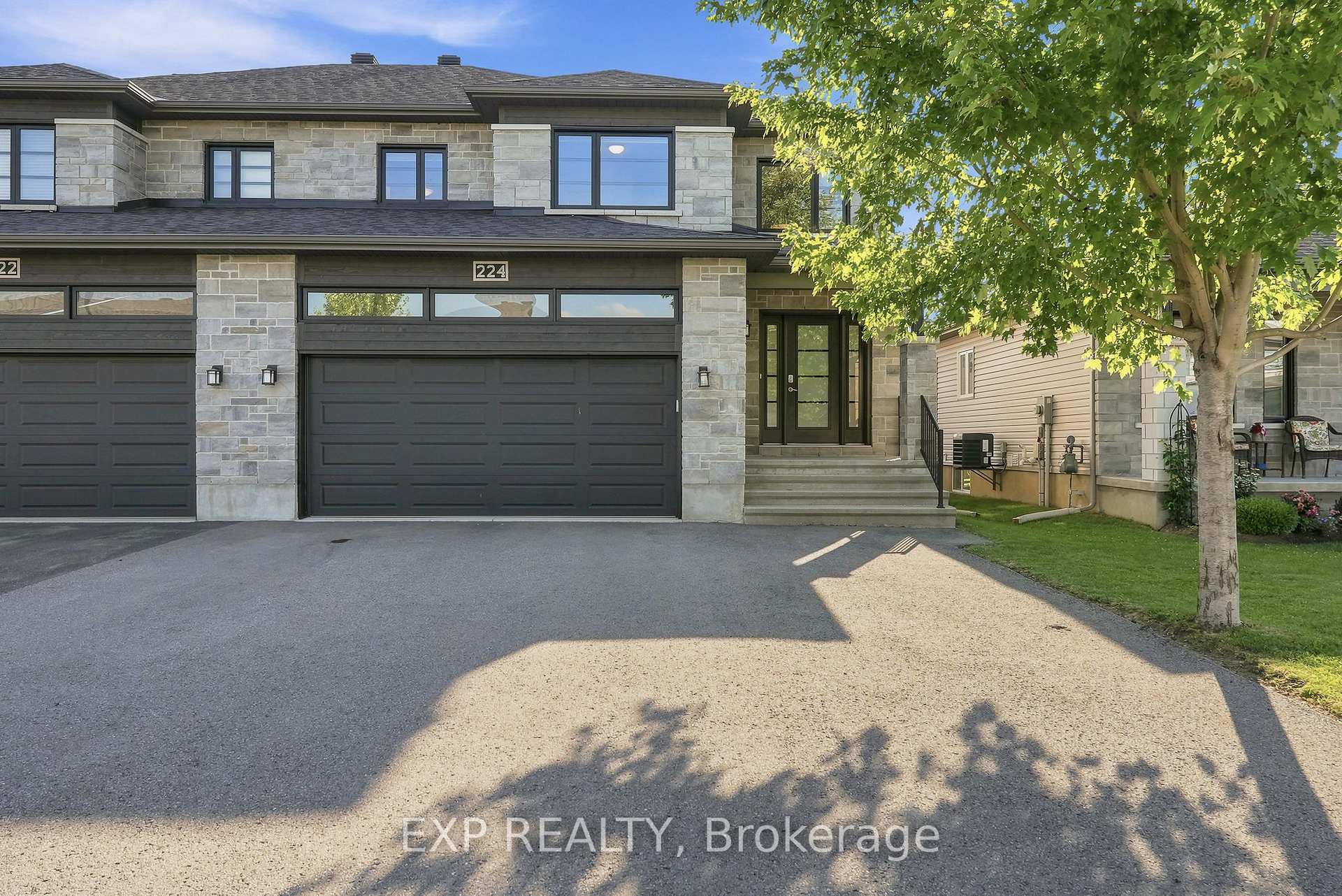 Photo of 224 Capri Avenue