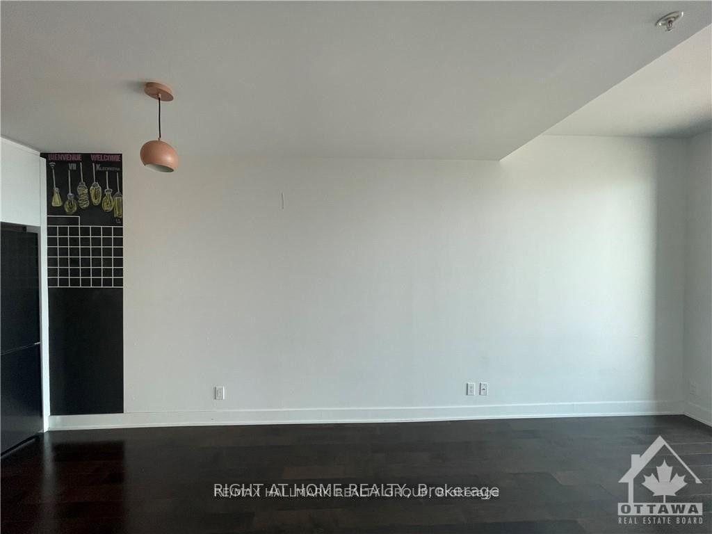 Photo 2 of 20 Daly Avenue, Ottawa, Sandy Hill — HOMEH