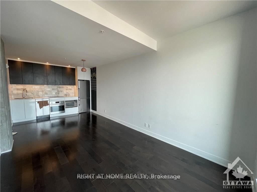 Photo 4 of 20 Daly Avenue, Ottawa, Sandy Hill — HOMEH