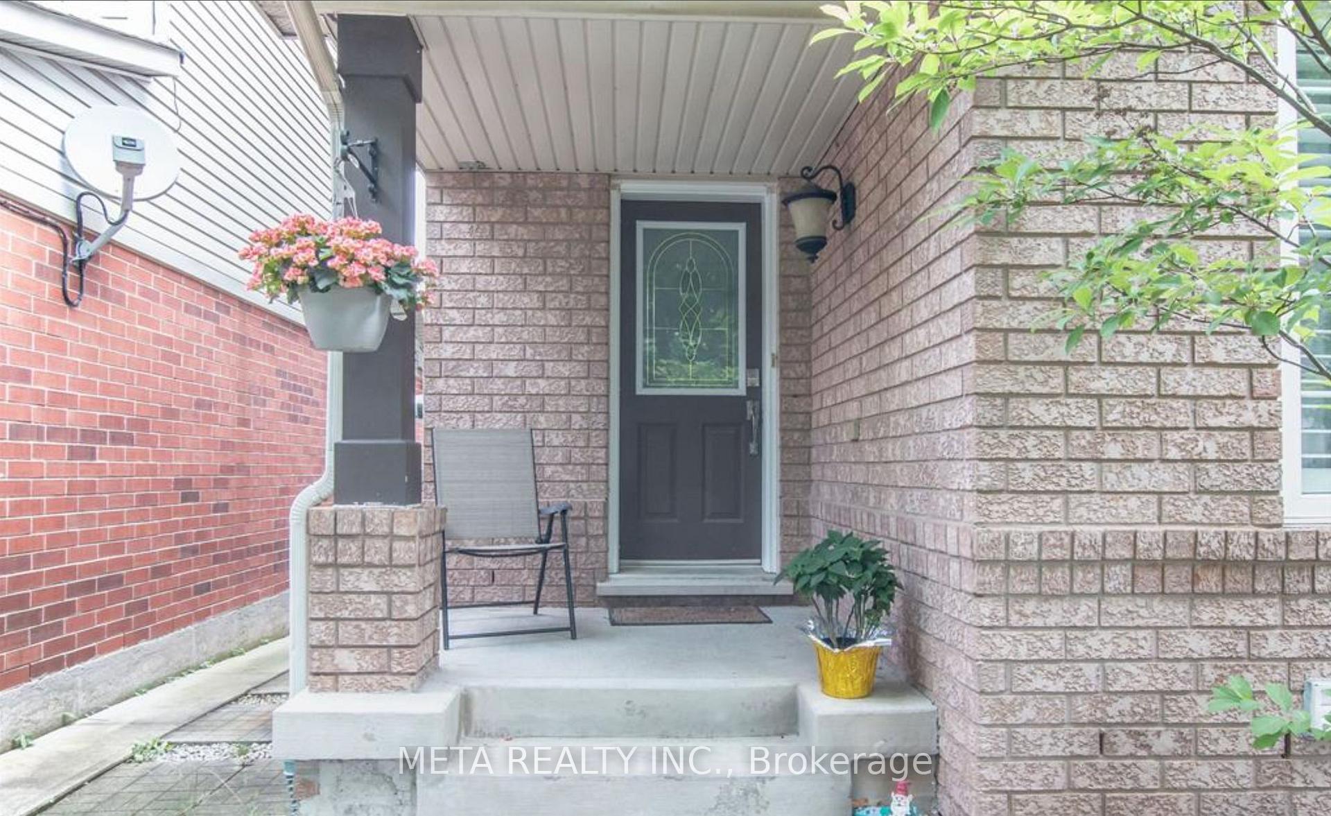 Photo 2 of 2109 Dunmore Avenue, Burlington, Orchard — HOMEH